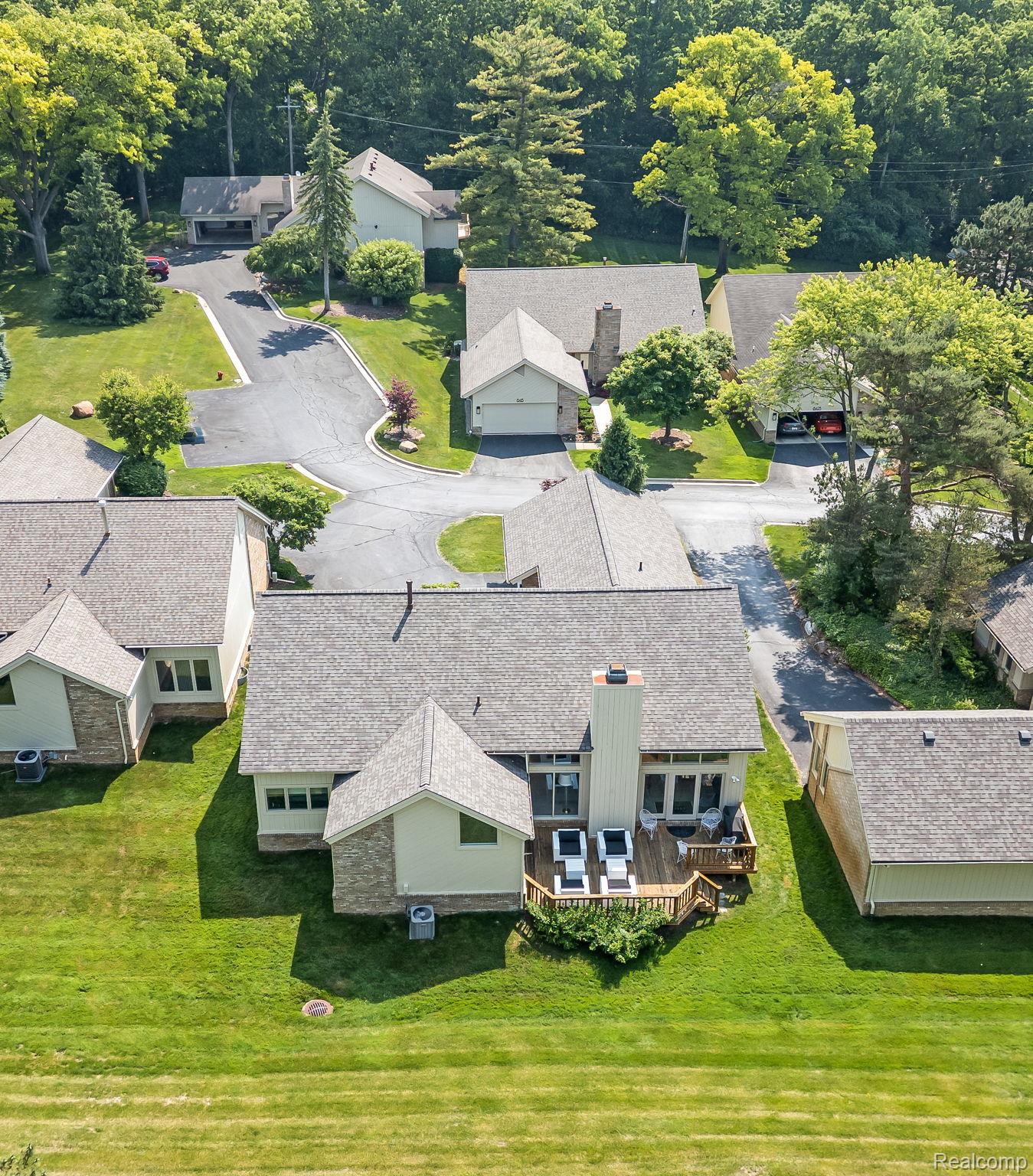 6420 Apple Grove Lane