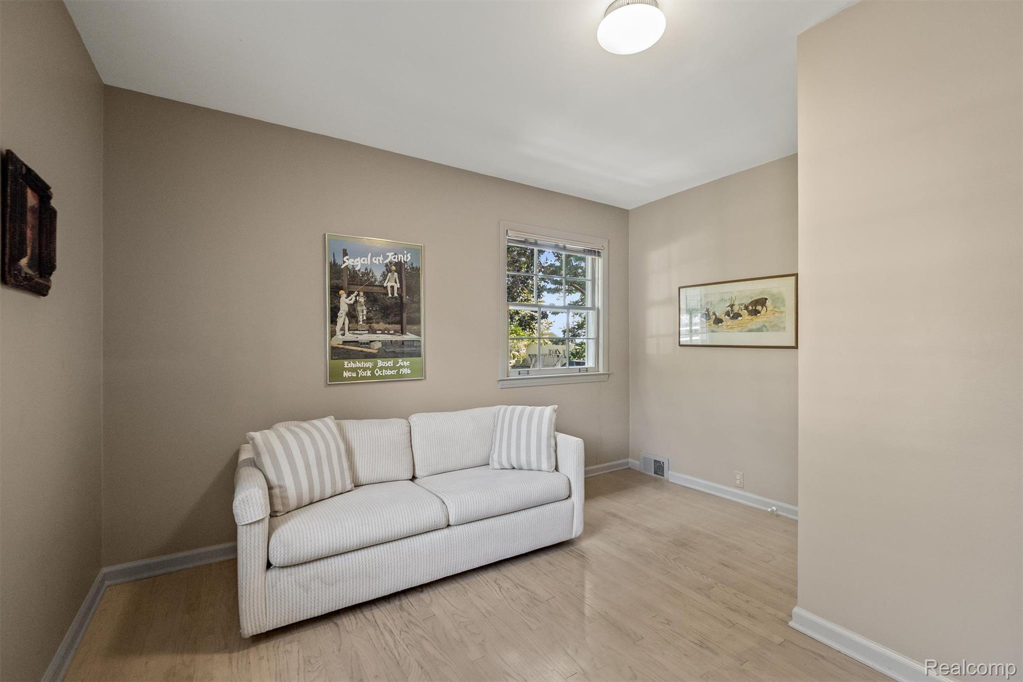 1348 Charrington Road