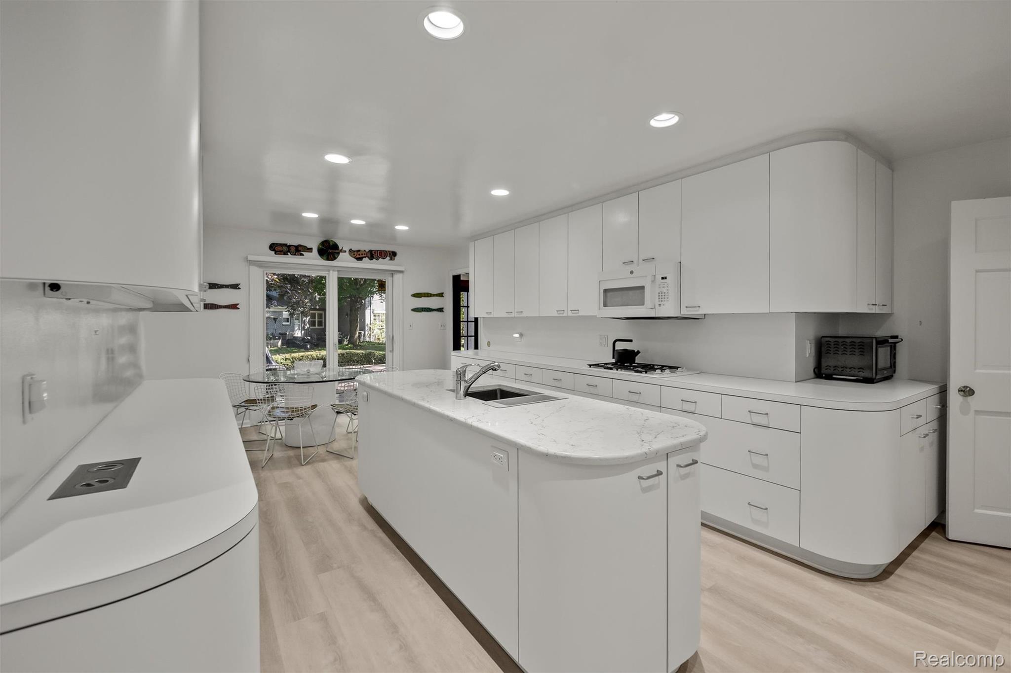 1348 Charrington Road