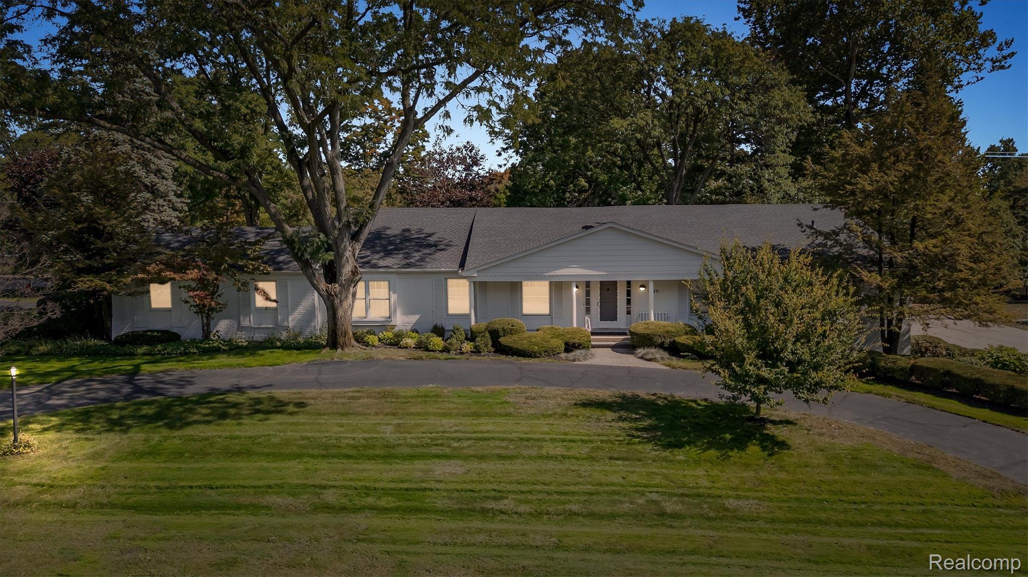 1348 Charrington Road