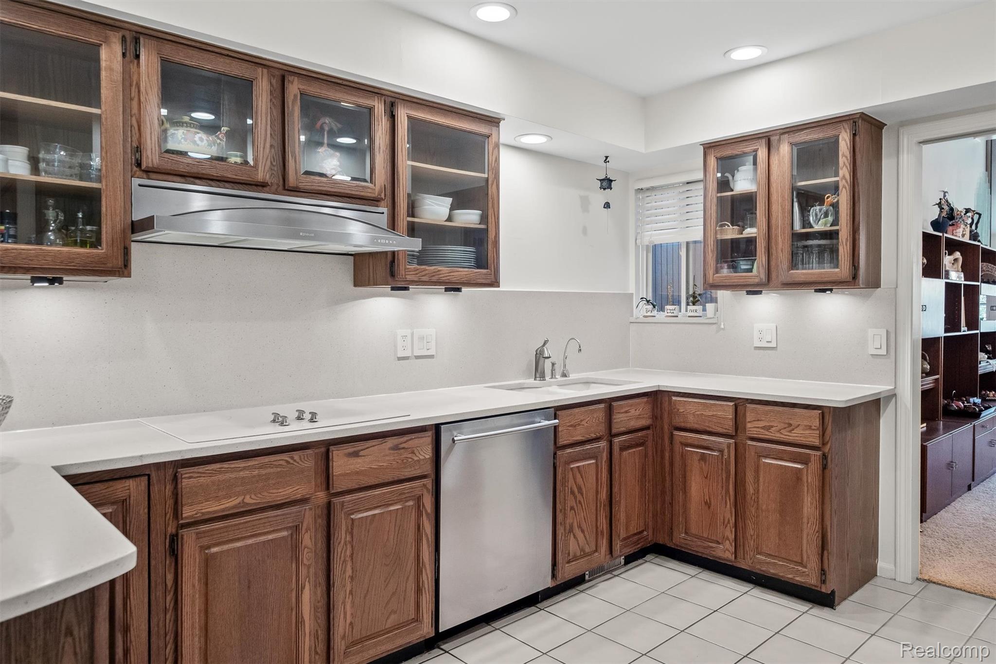 4297 Wabeek Lake Drive S 26