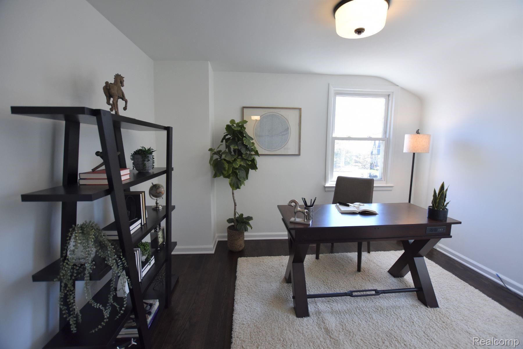 573 N OLD WOODWARD AVE