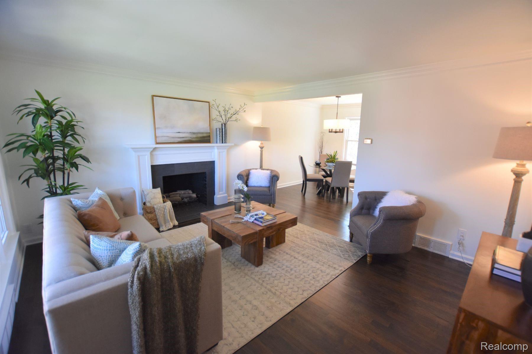 573 N OLD WOODWARD AVE