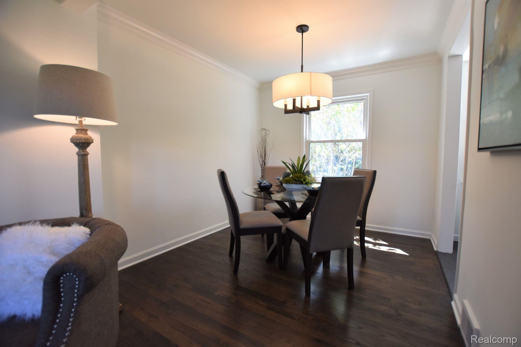 573 N OLD WOODWARD AVE