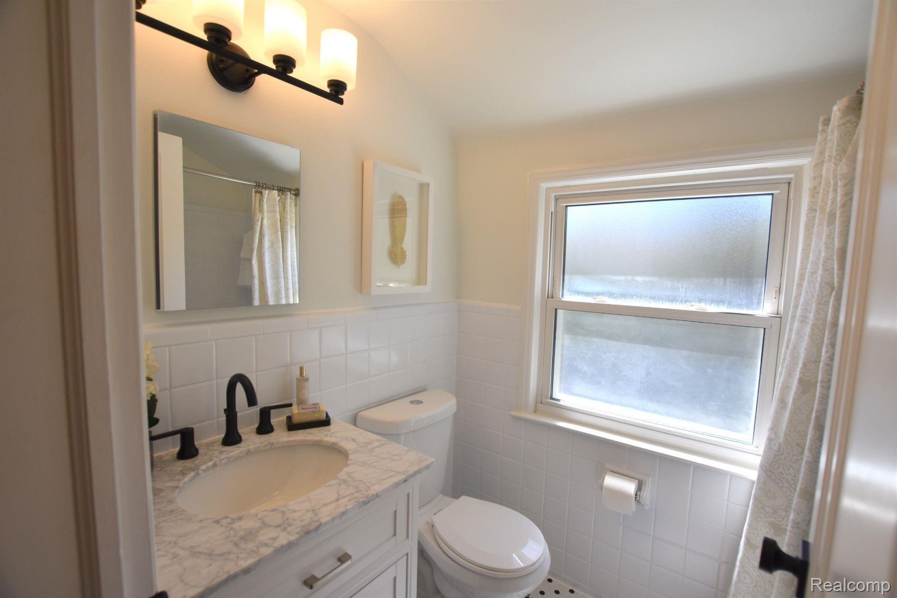 573 N OLD WOODWARD AVE