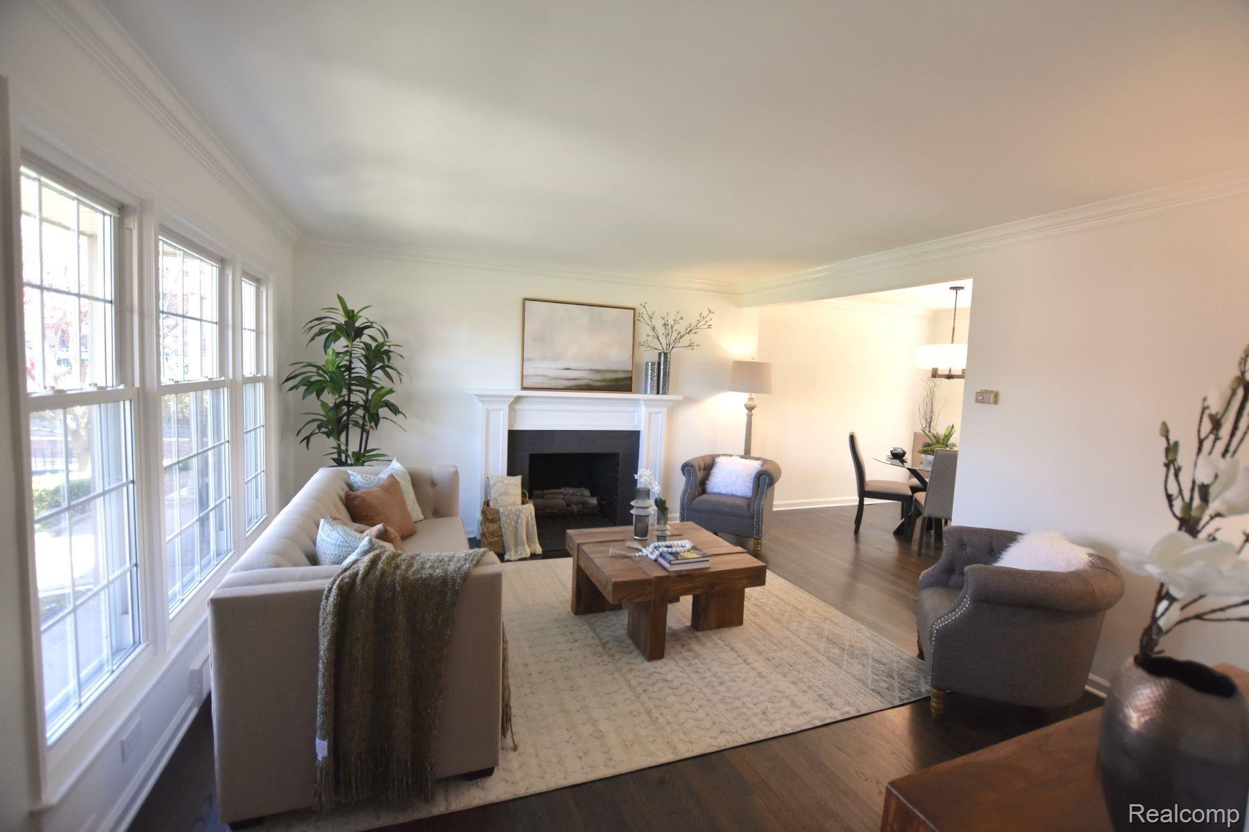 573 N OLD WOODWARD AVE