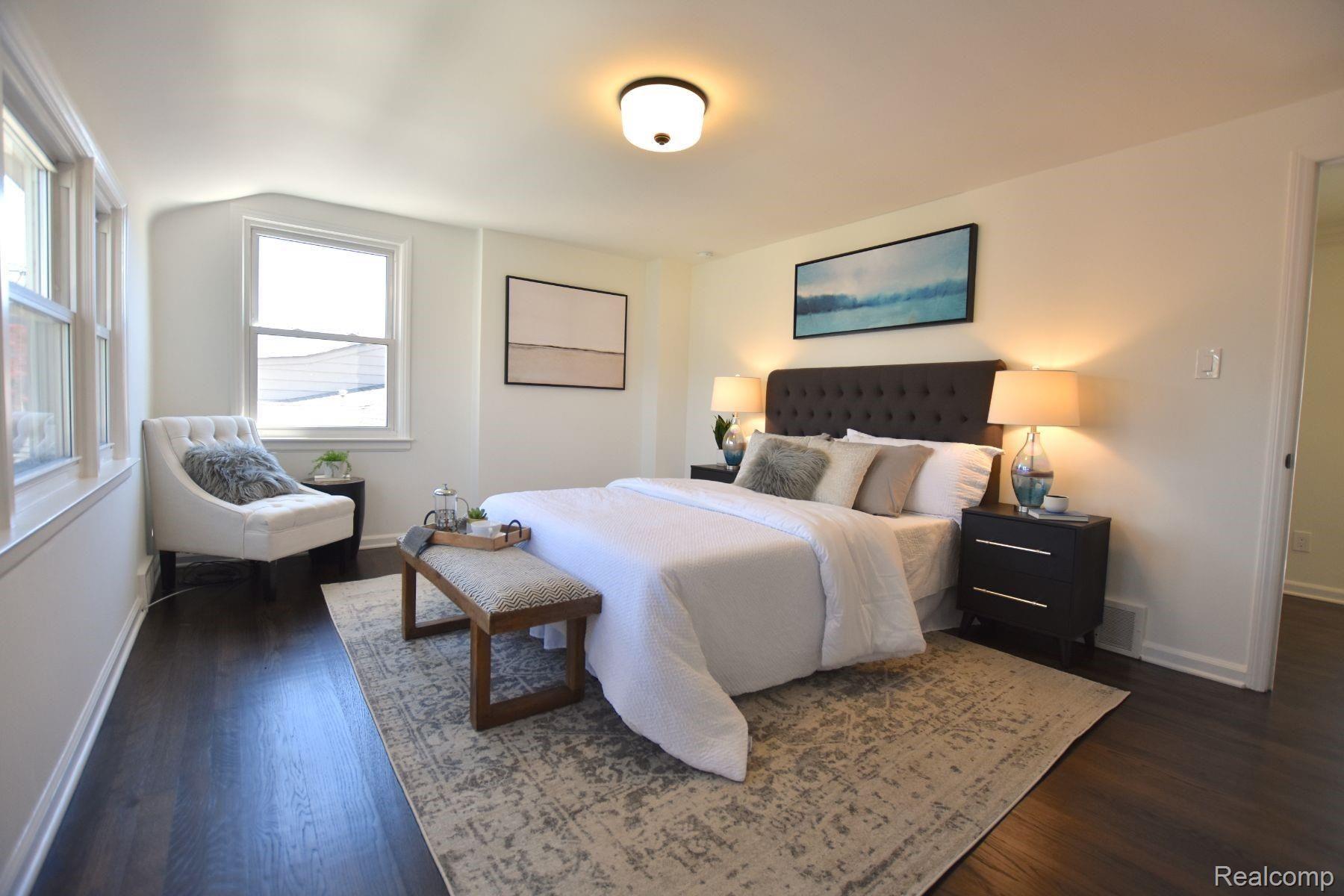 573 N OLD WOODWARD AVE