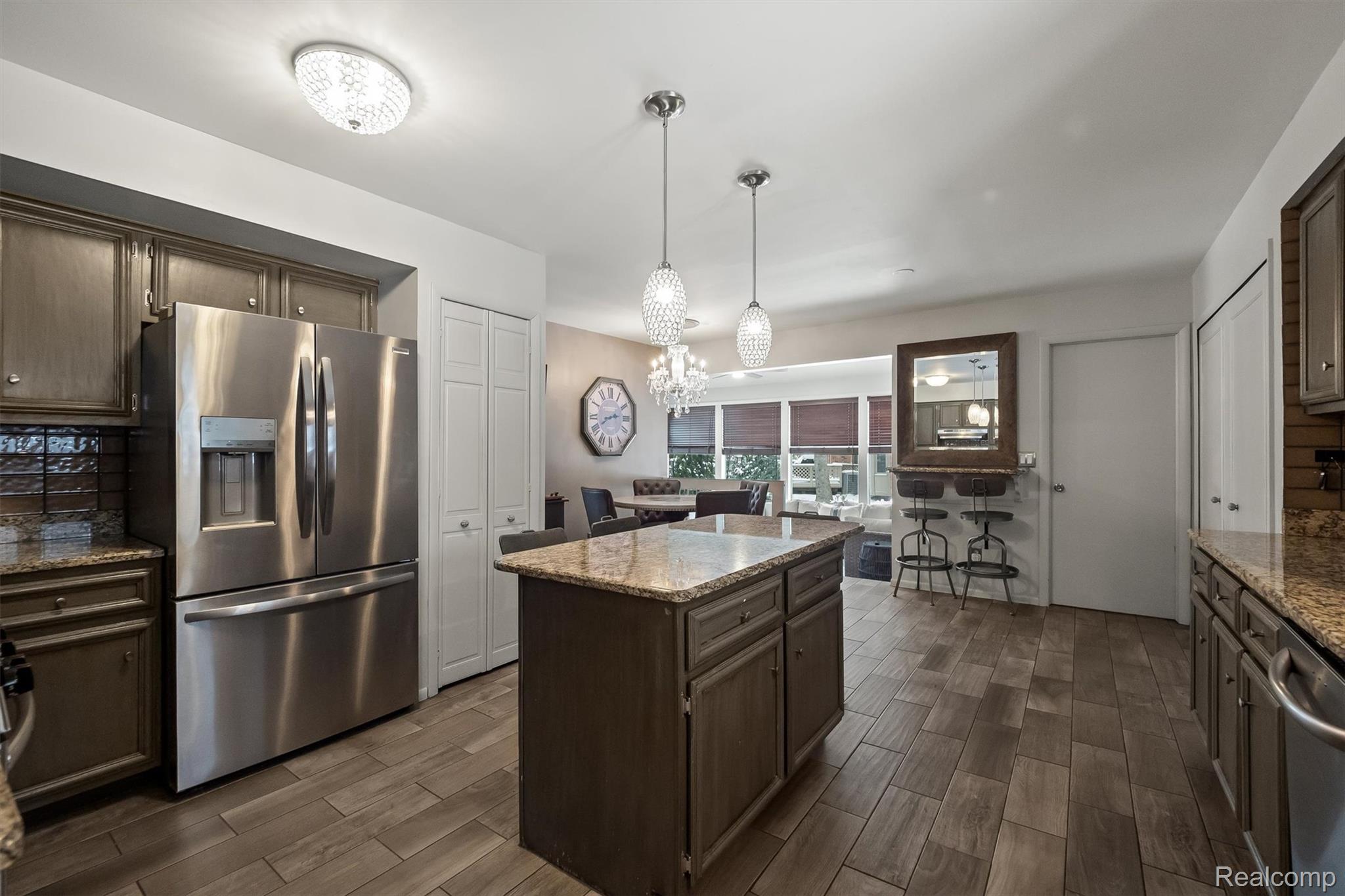 4926 Oak River Drive