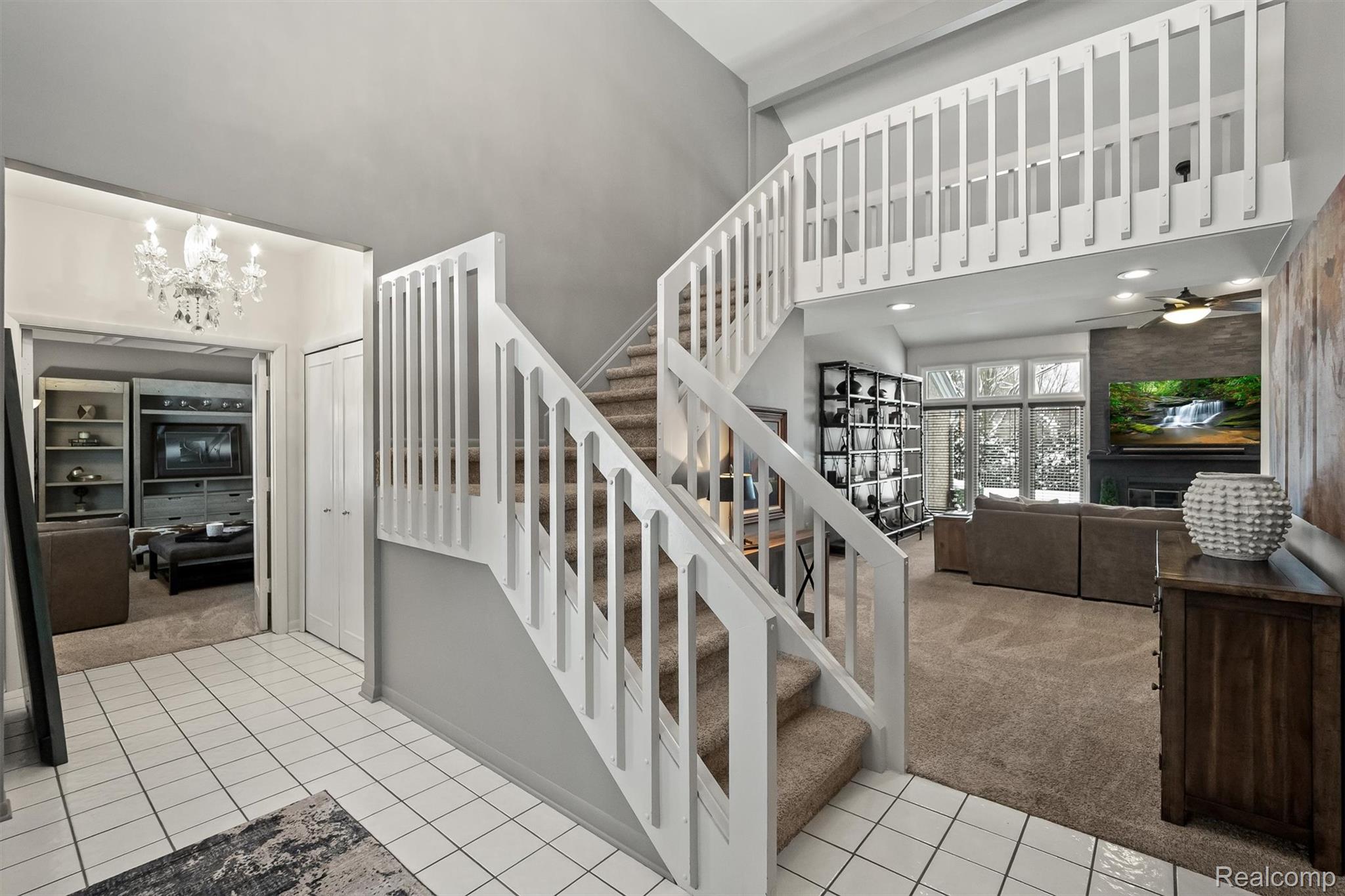 4926 Oak River Drive