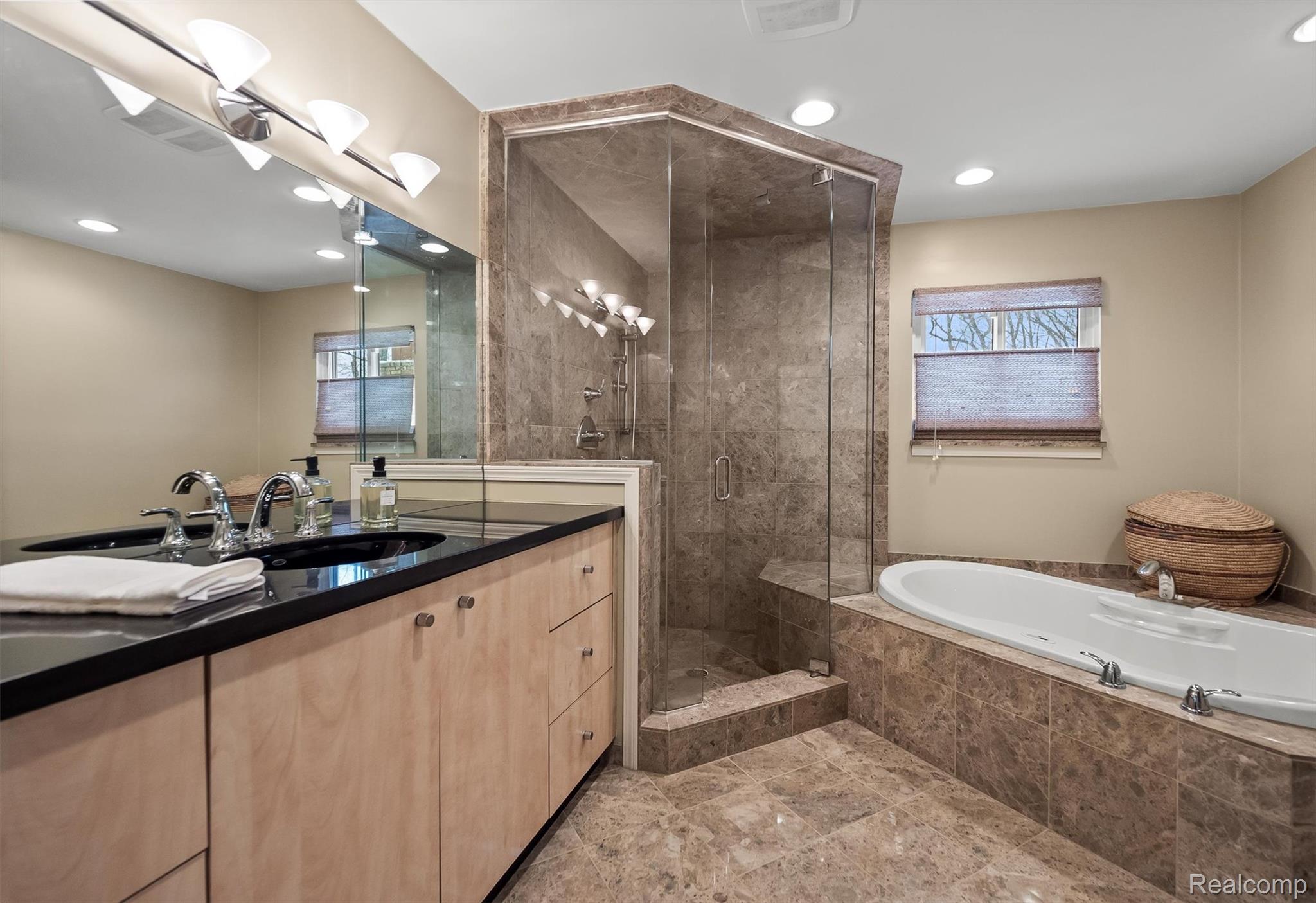 6018 Glen Eagles Drive