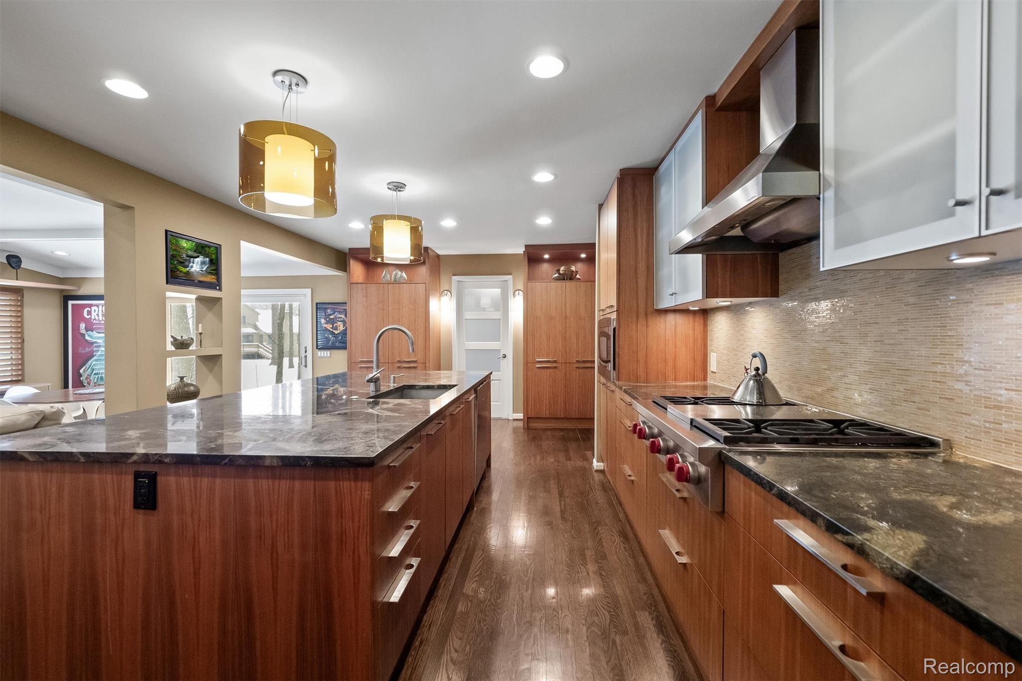 6018 Glen Eagles Drive