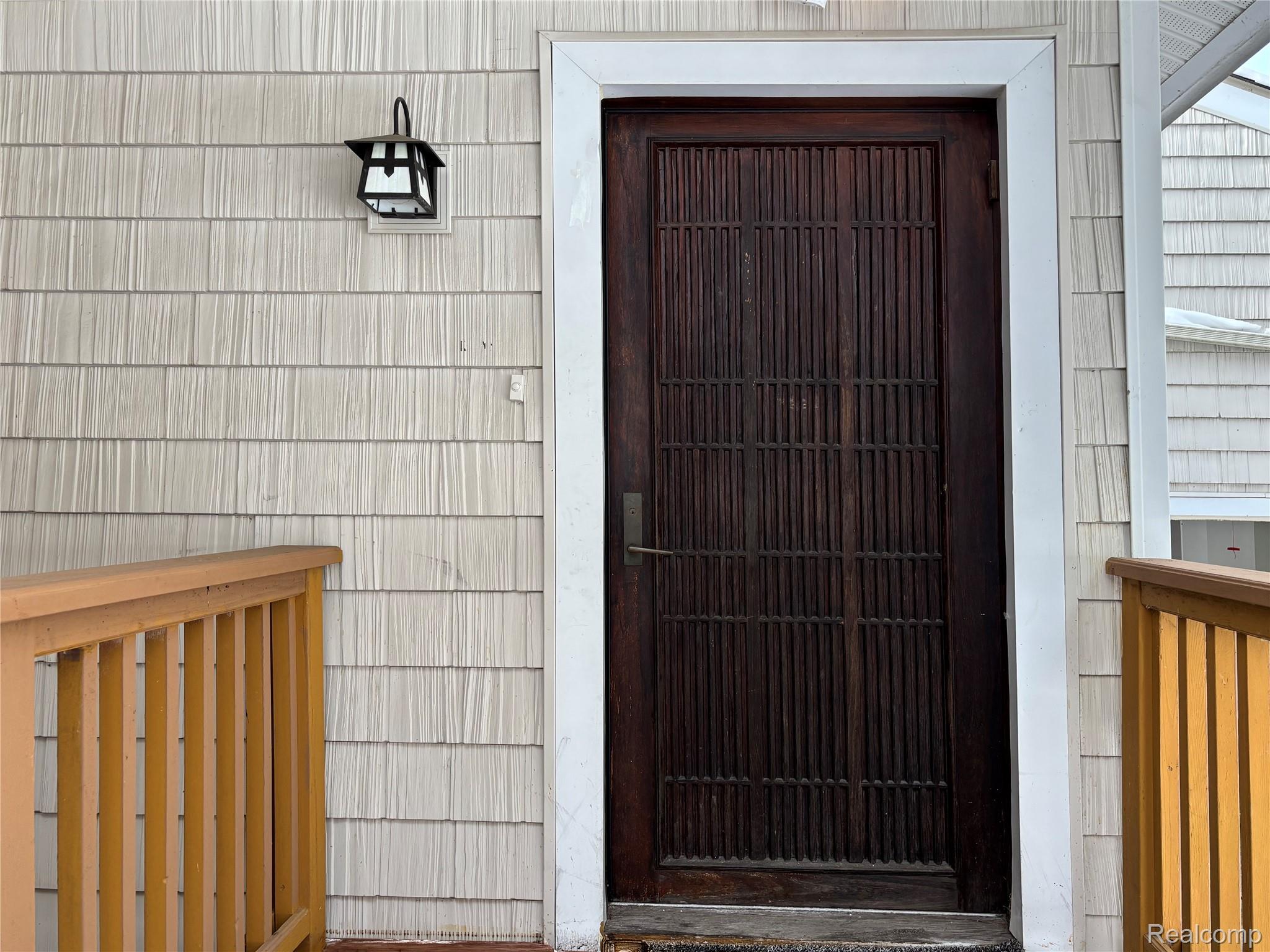 1825 Long Pointe Drive