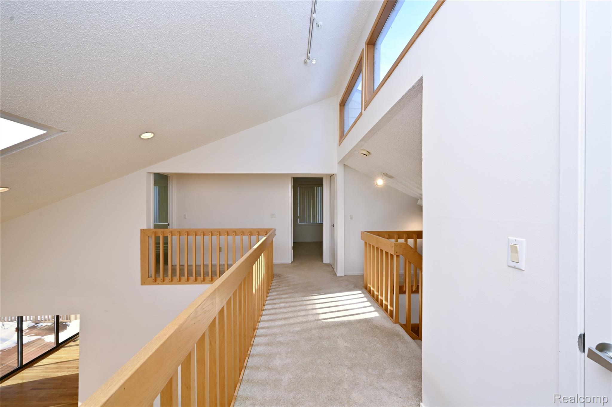 1825 Long Pointe Drive