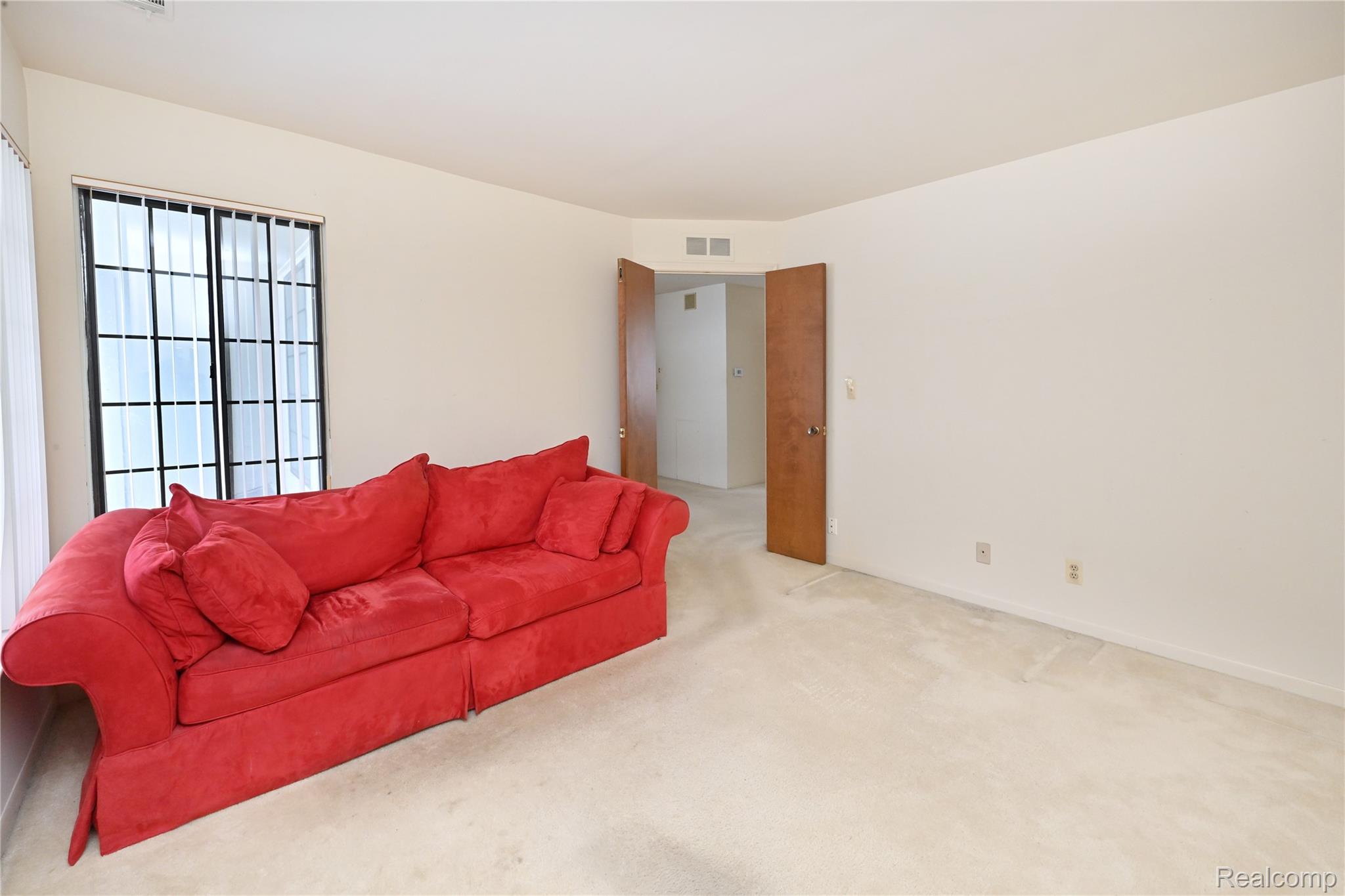 6011 Pebble Lane Court