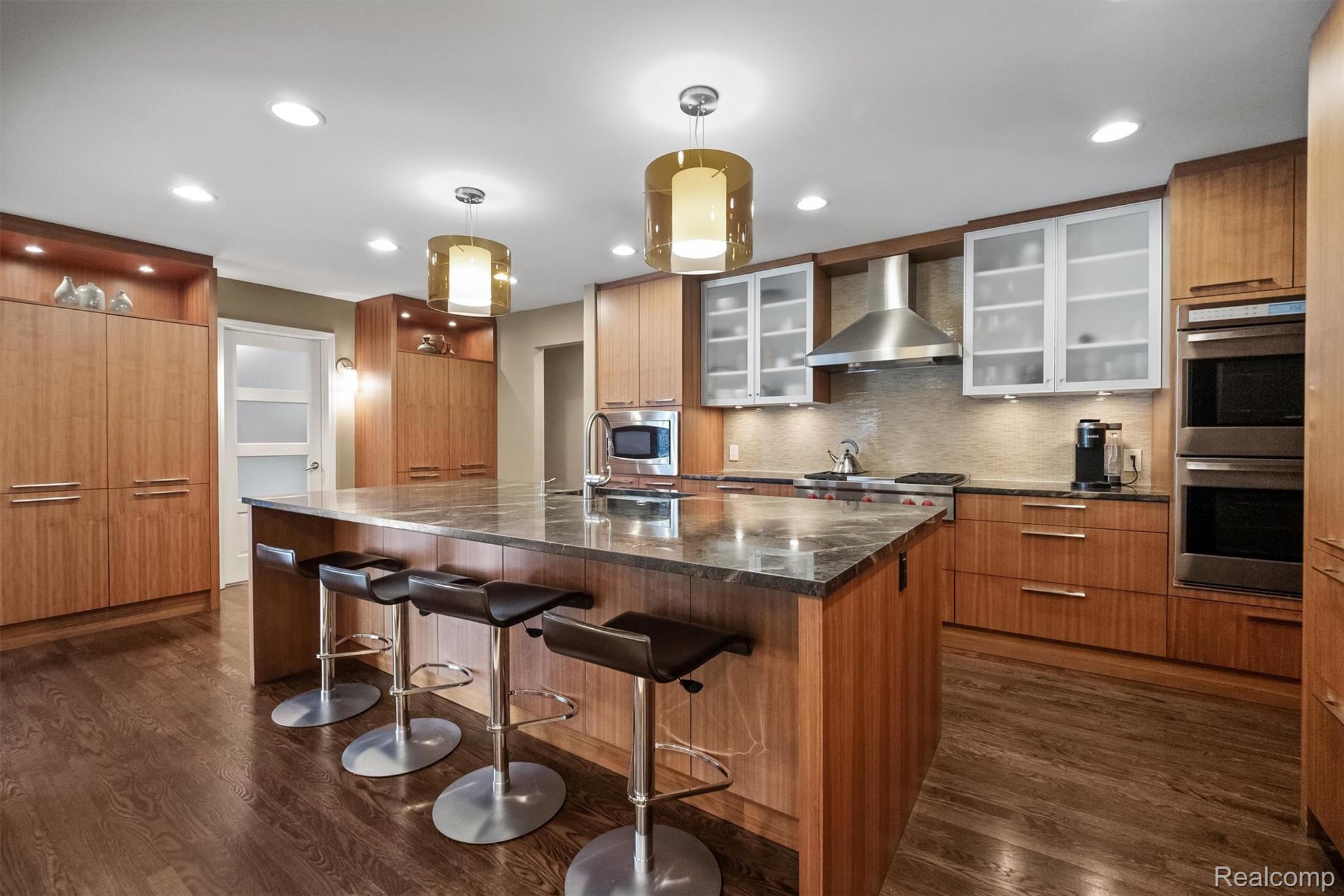 6018 Glen Eagles Drive