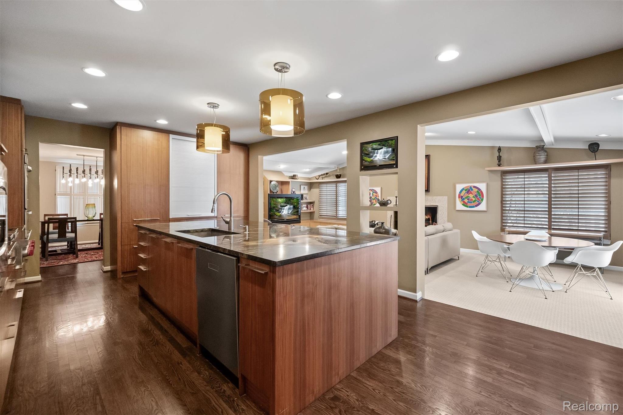 6018 Glen Eagles Drive