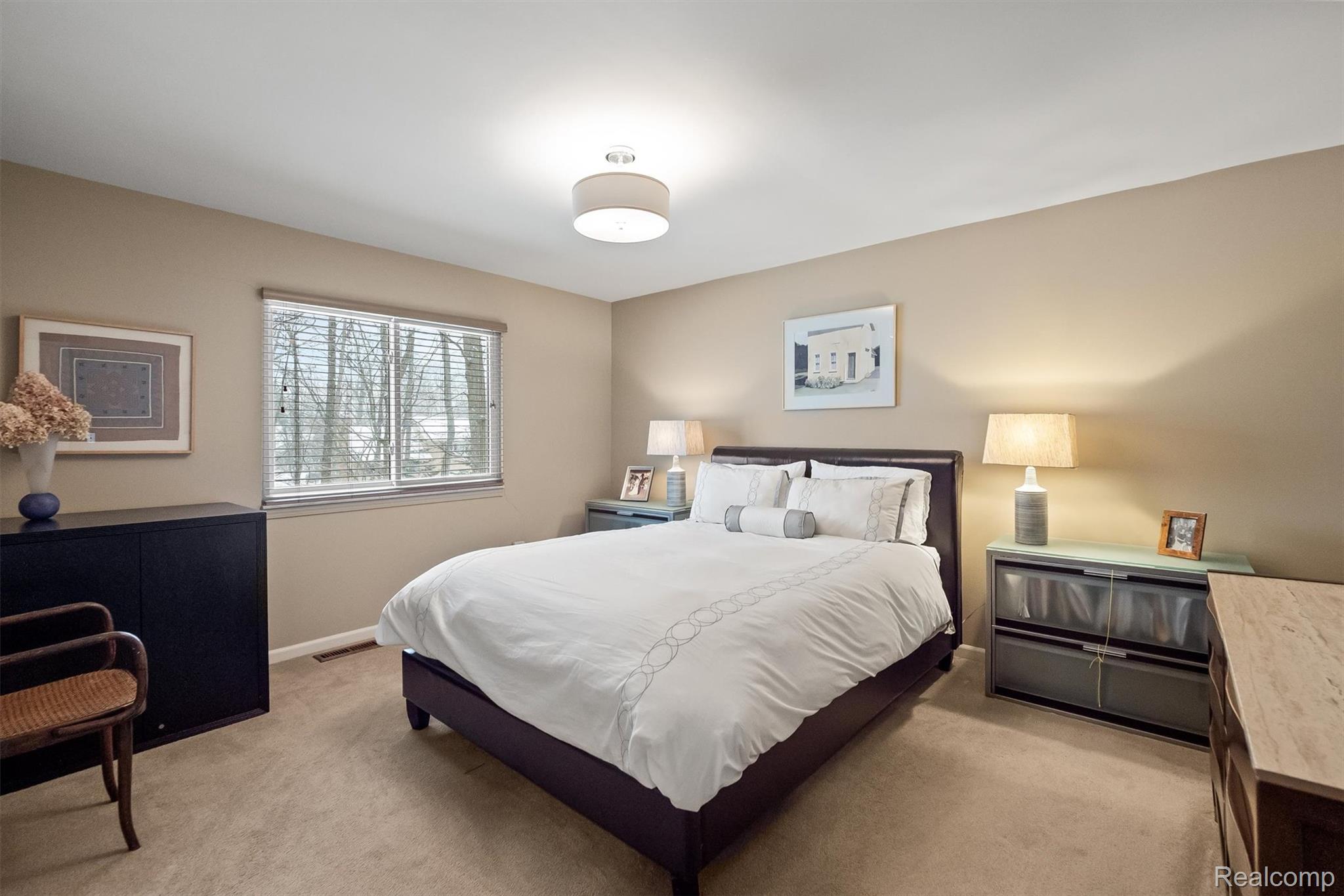 6018 Glen Eagles Drive