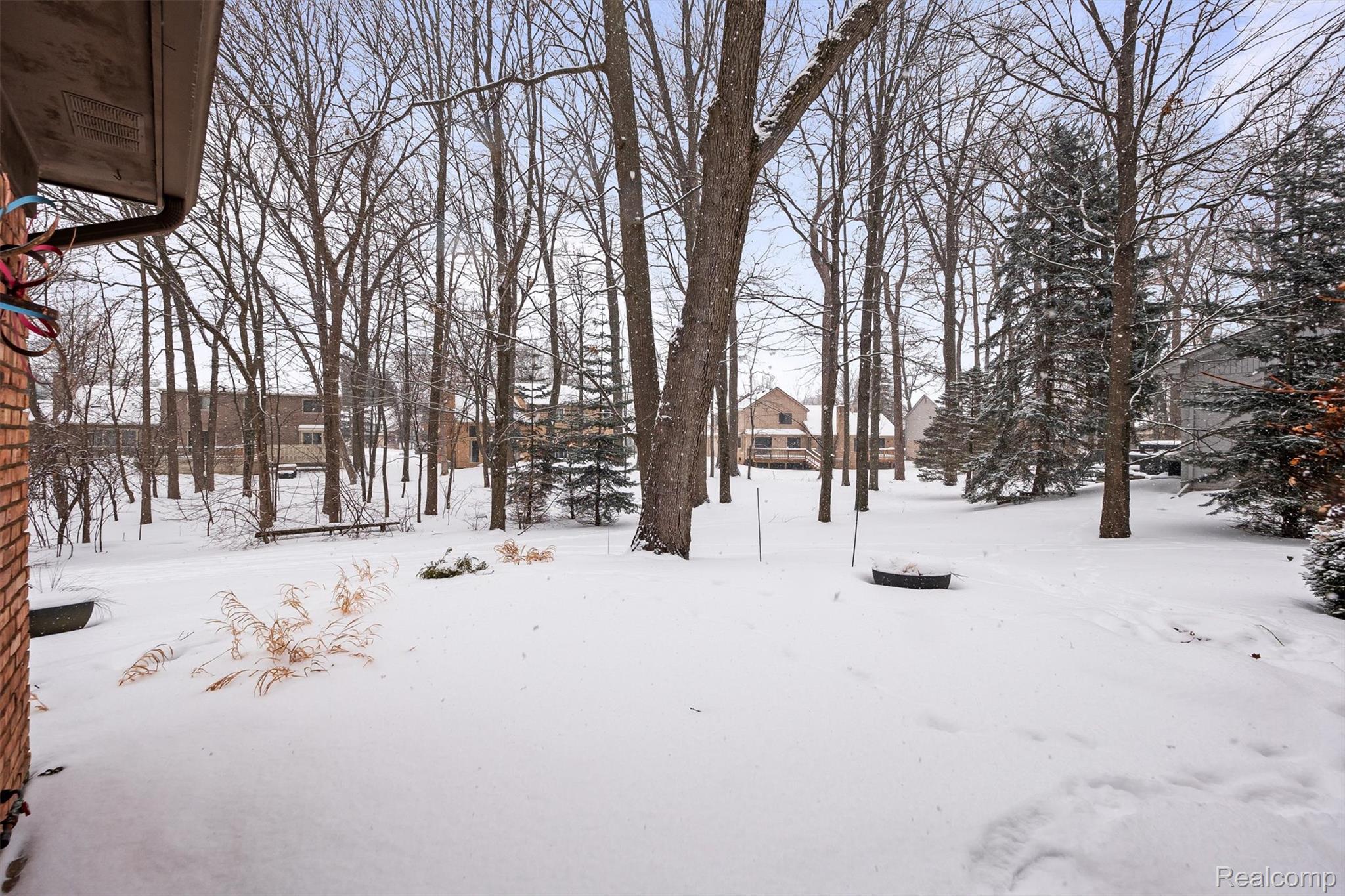 6018 Glen Eagles Drive