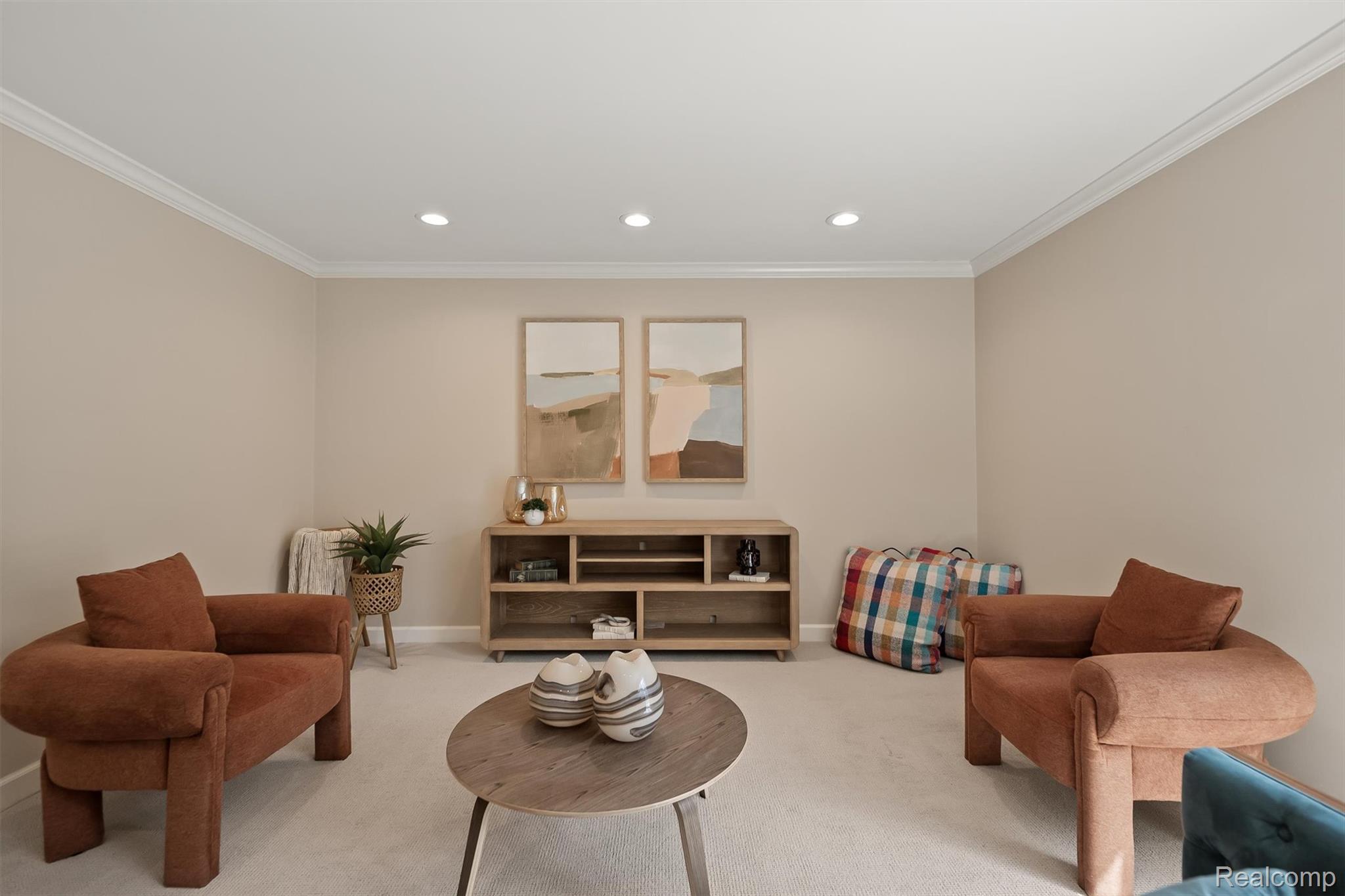 5067 Van Ness Drive