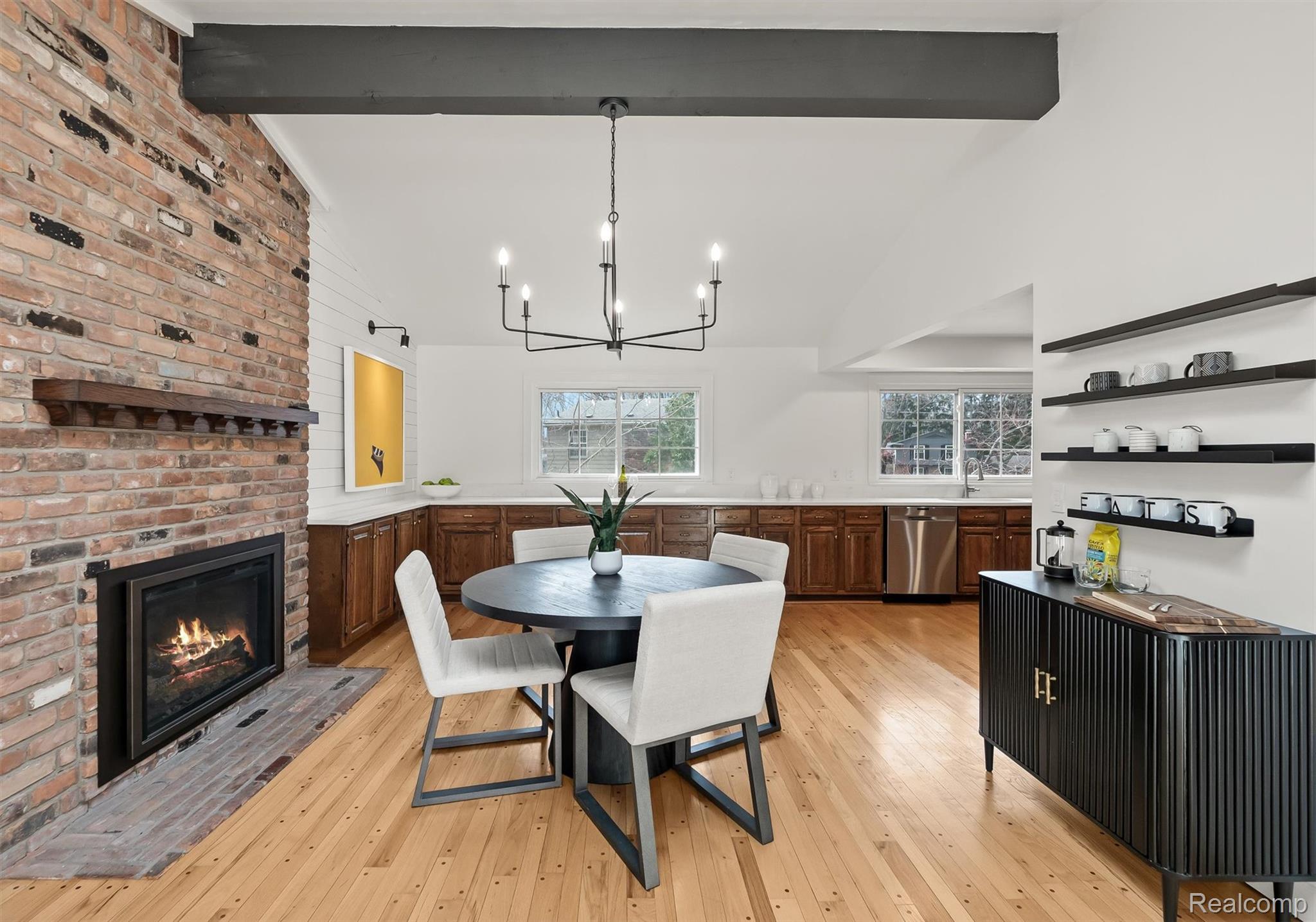 5067 Van Ness Drive