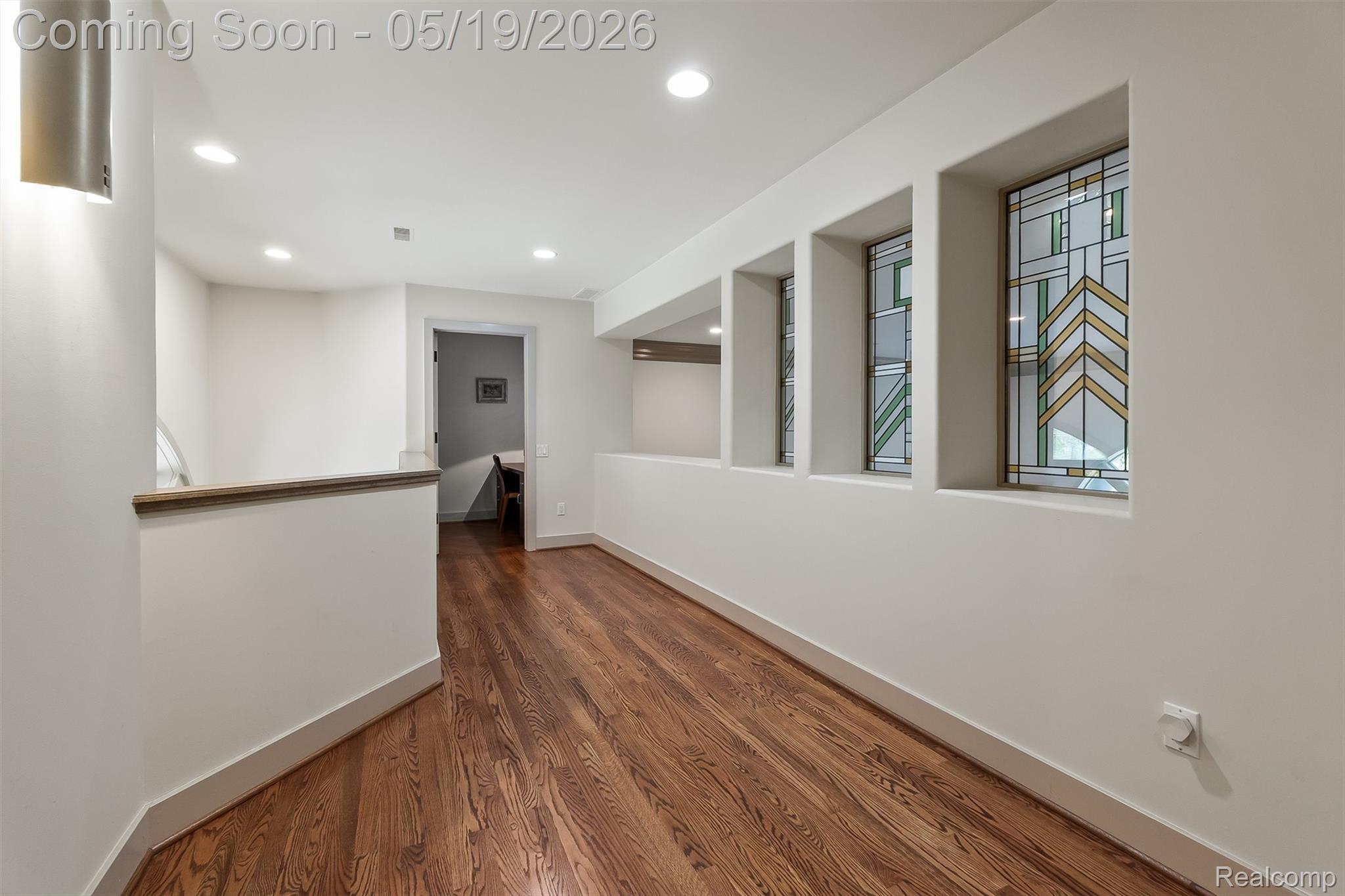 1800 Tiverton Road