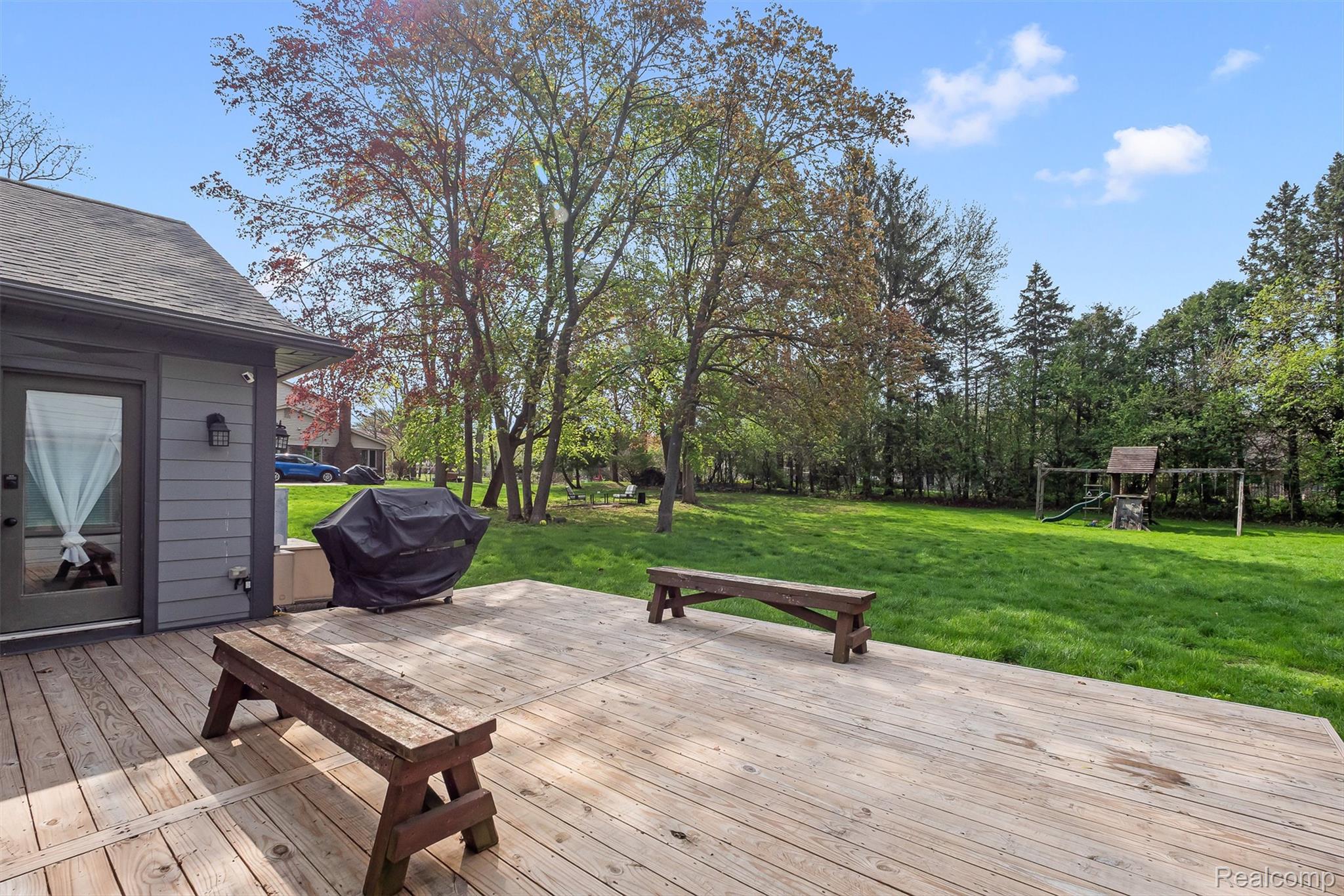 3937 Englewood Court
