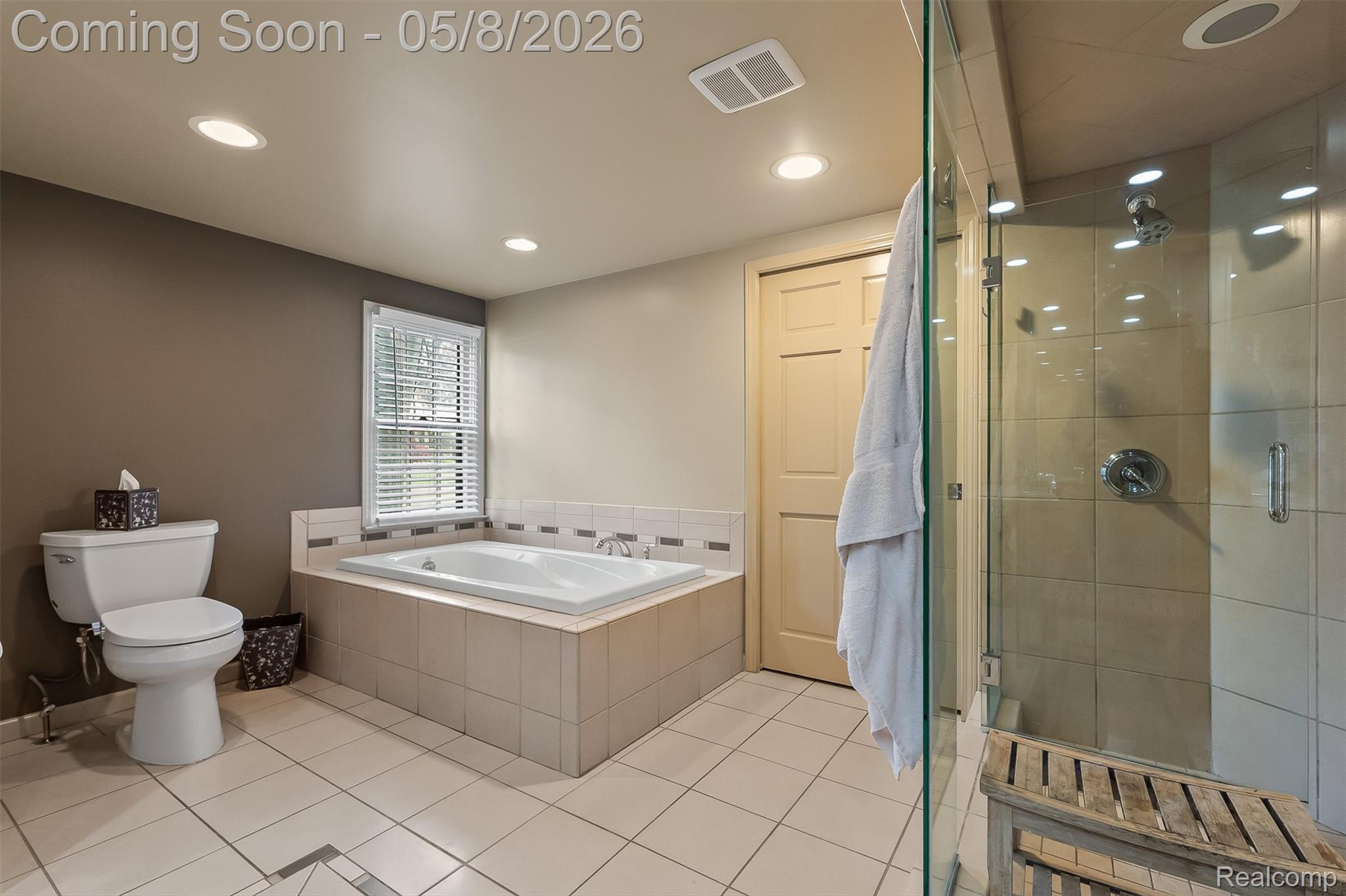 3937 Englewood Court