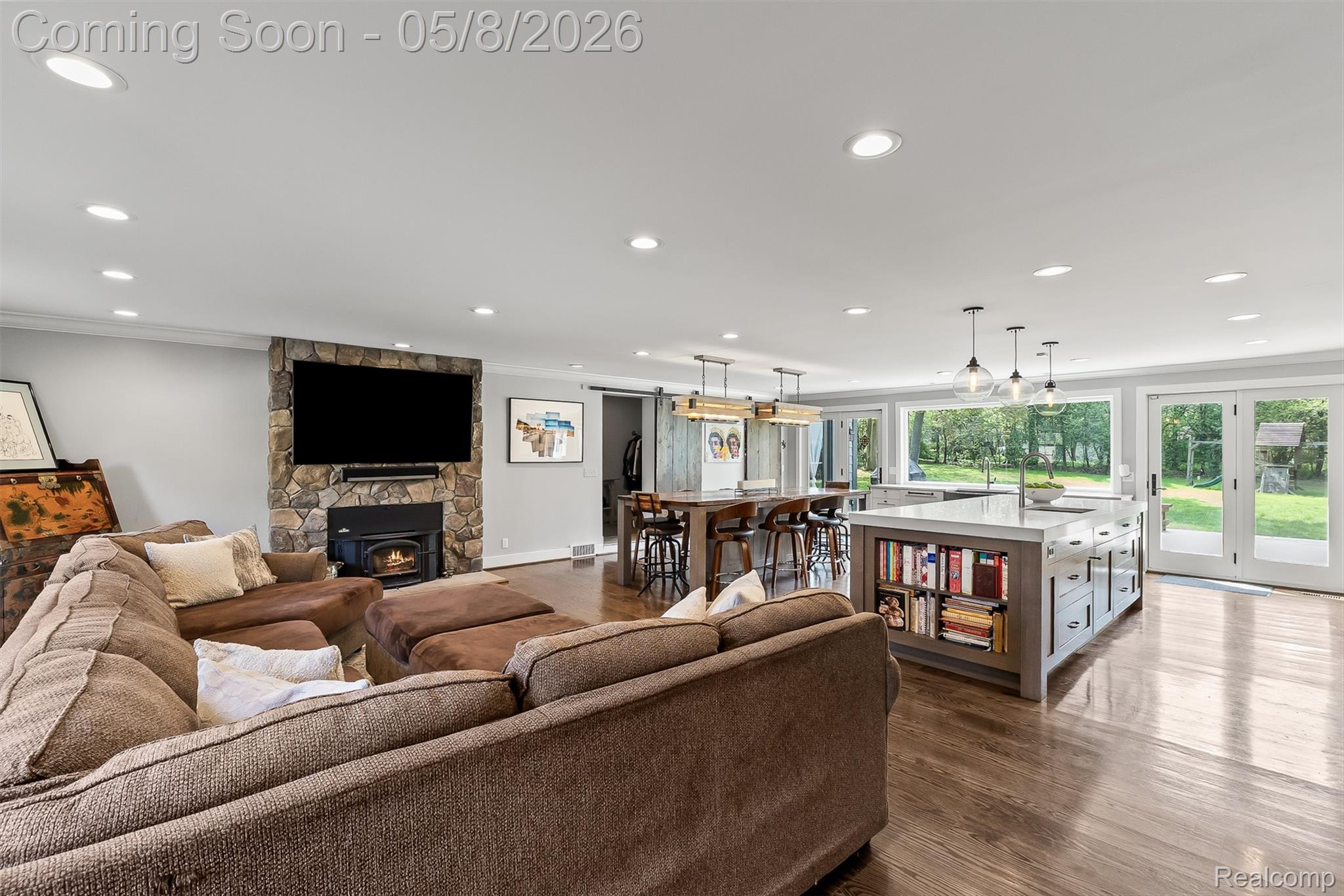 3937 Englewood Court