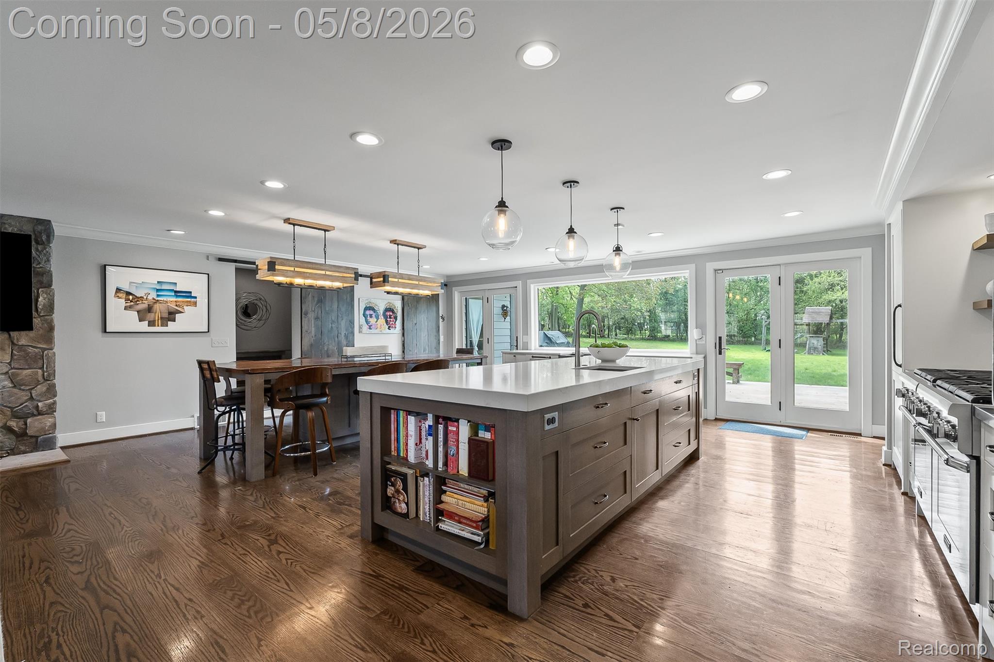 3937 Englewood Court