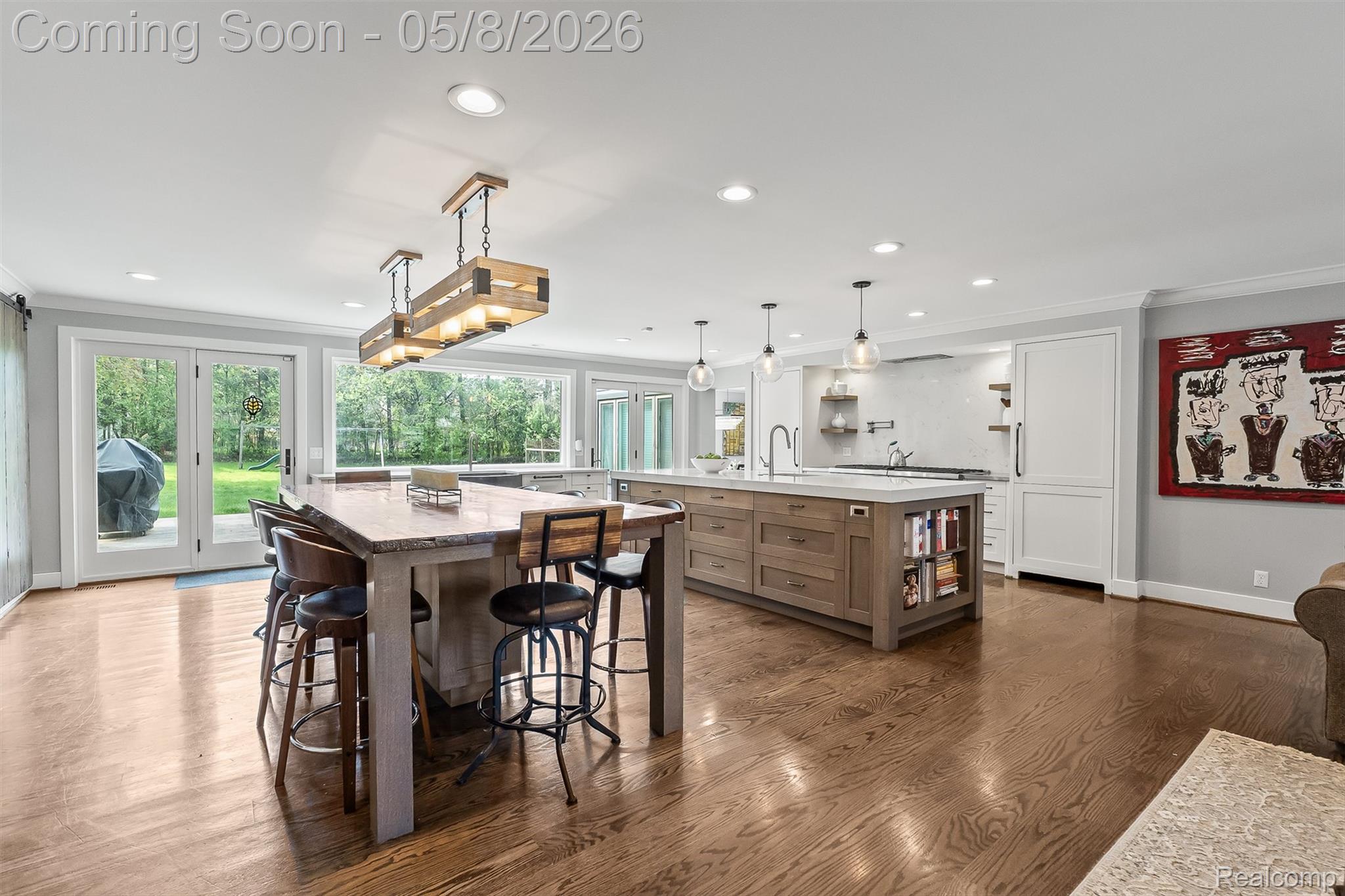 3937 Englewood Court