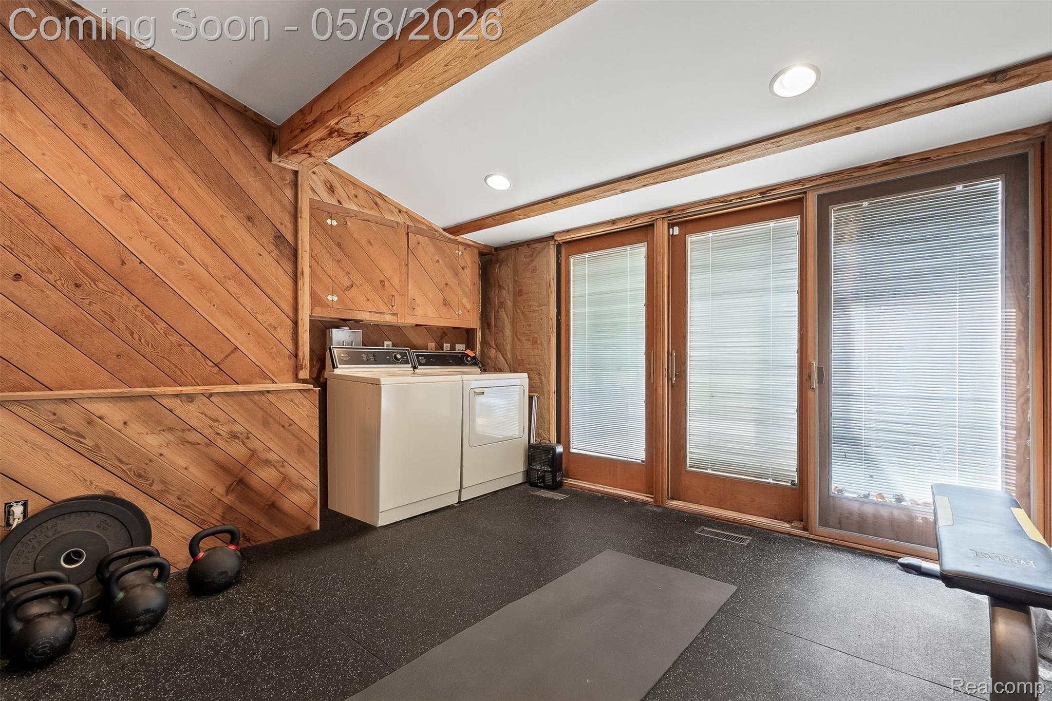 3937 Englewood Court