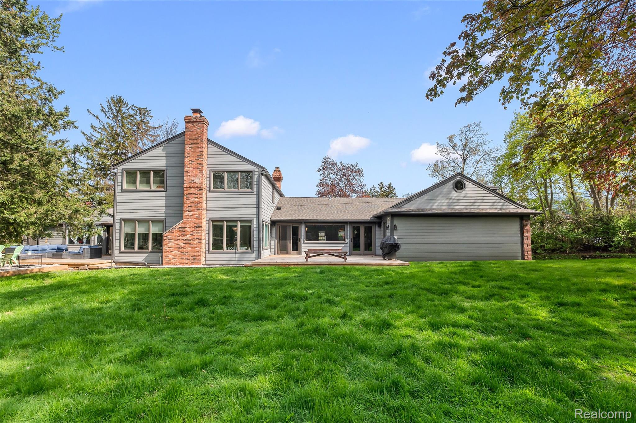 3937 Englewood Court