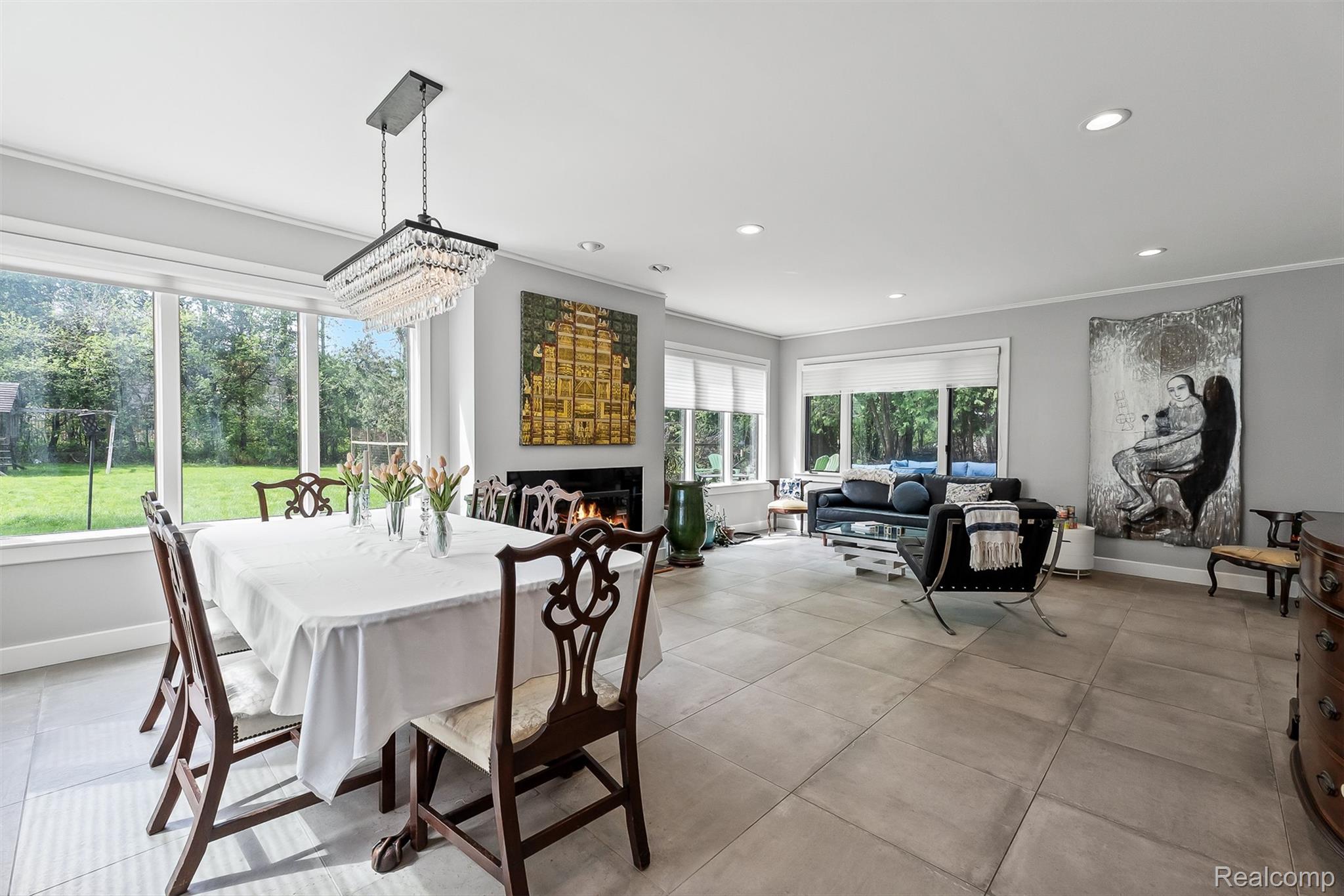 3937 Englewood Court