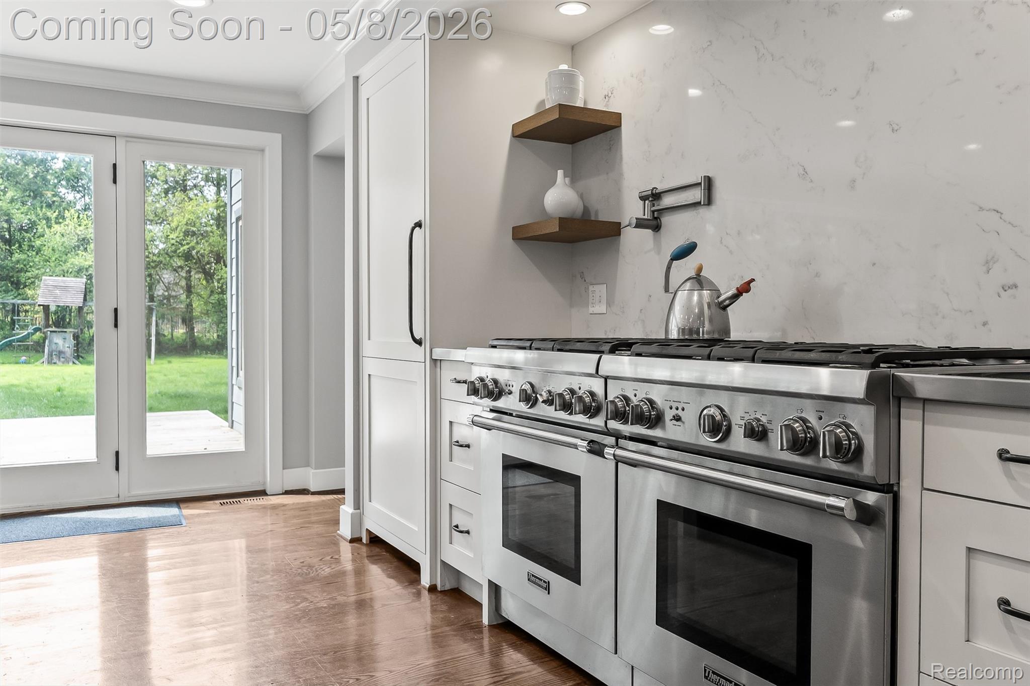 3937 Englewood Court