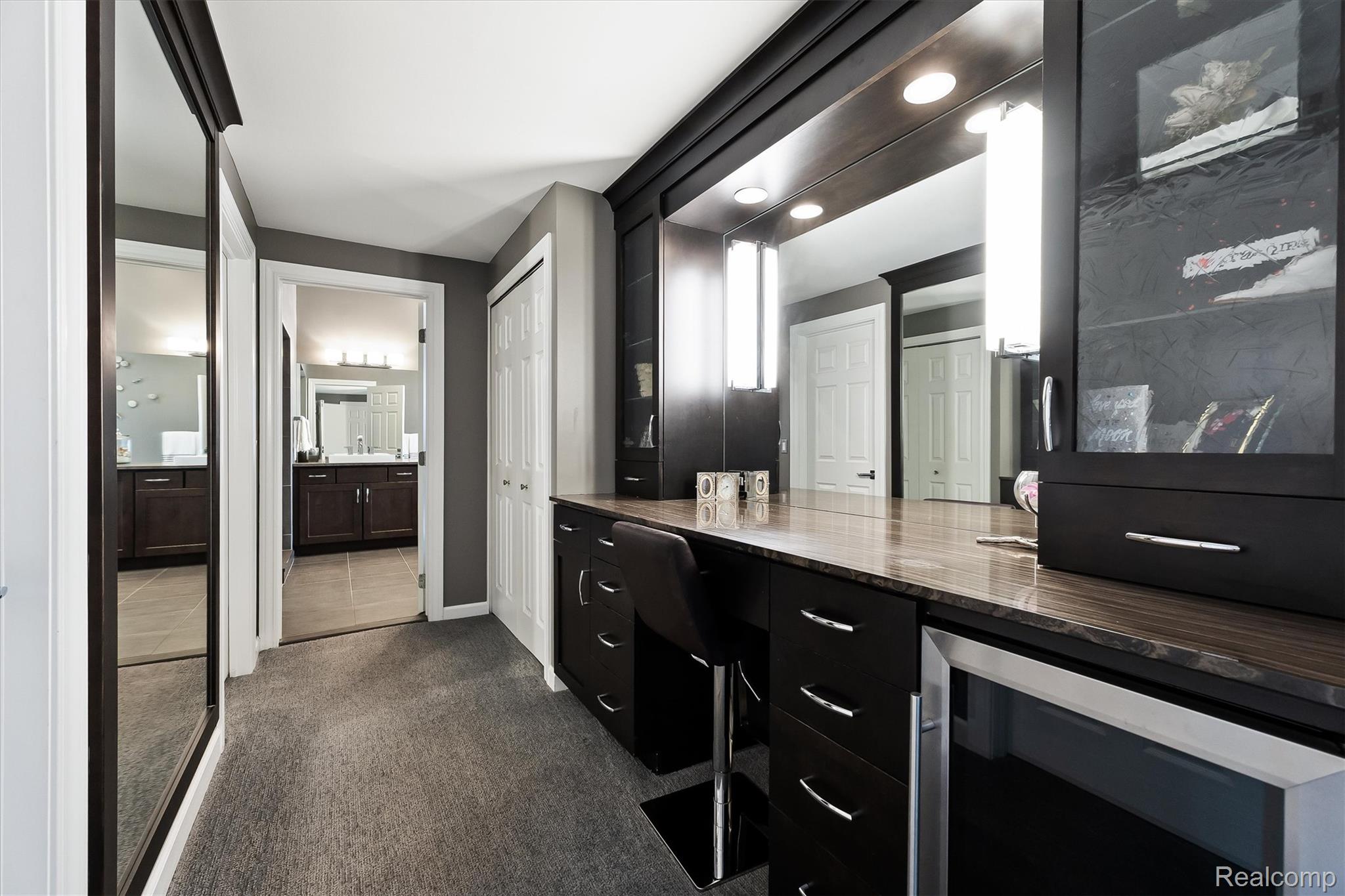 4822 Hidden Lane