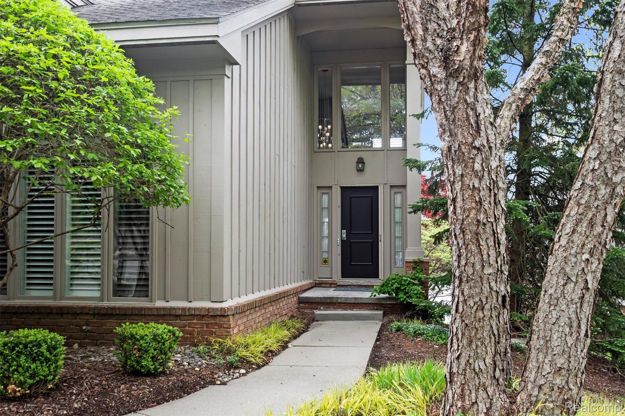 4822 Hidden Lane