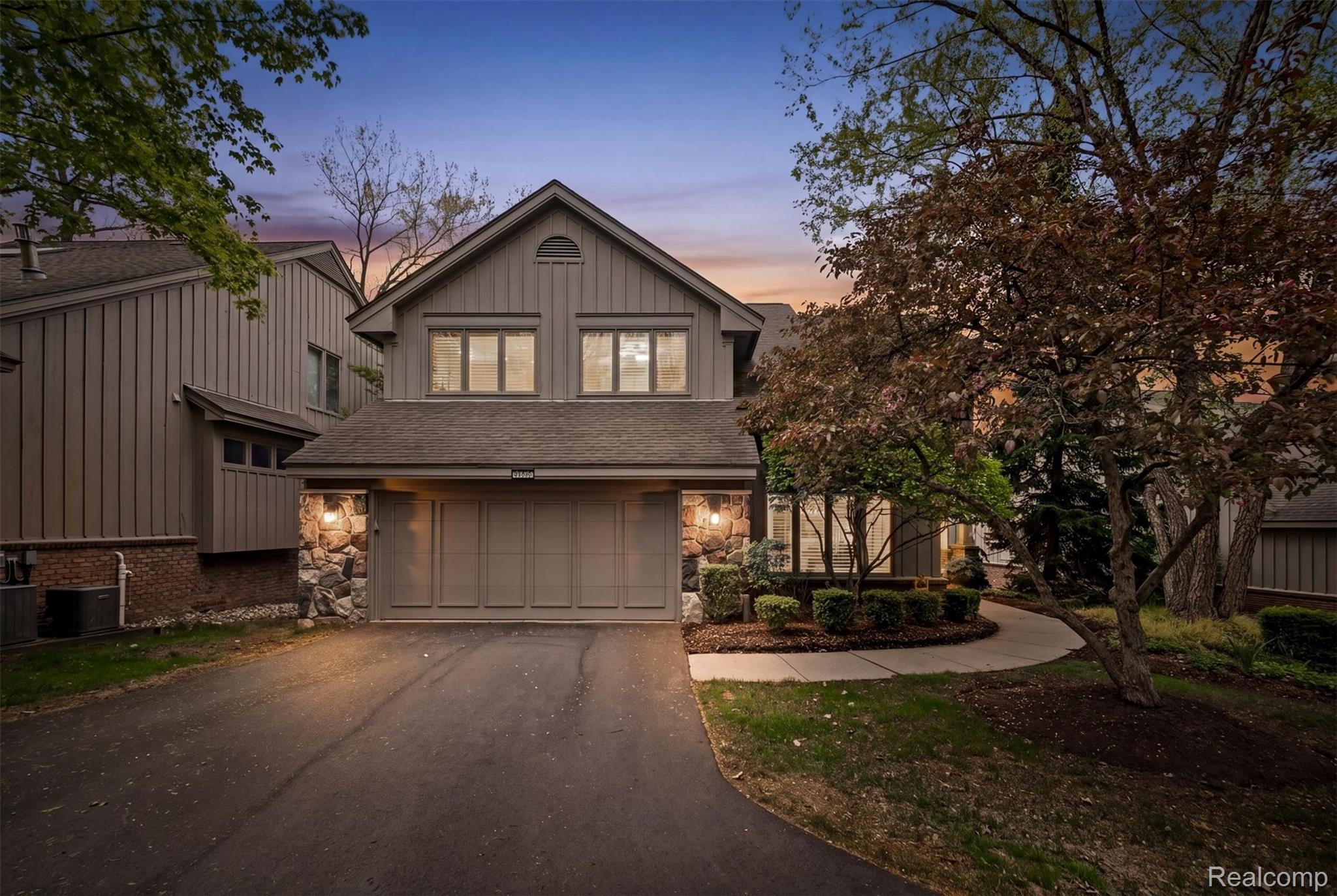 4822 Hidden Lane