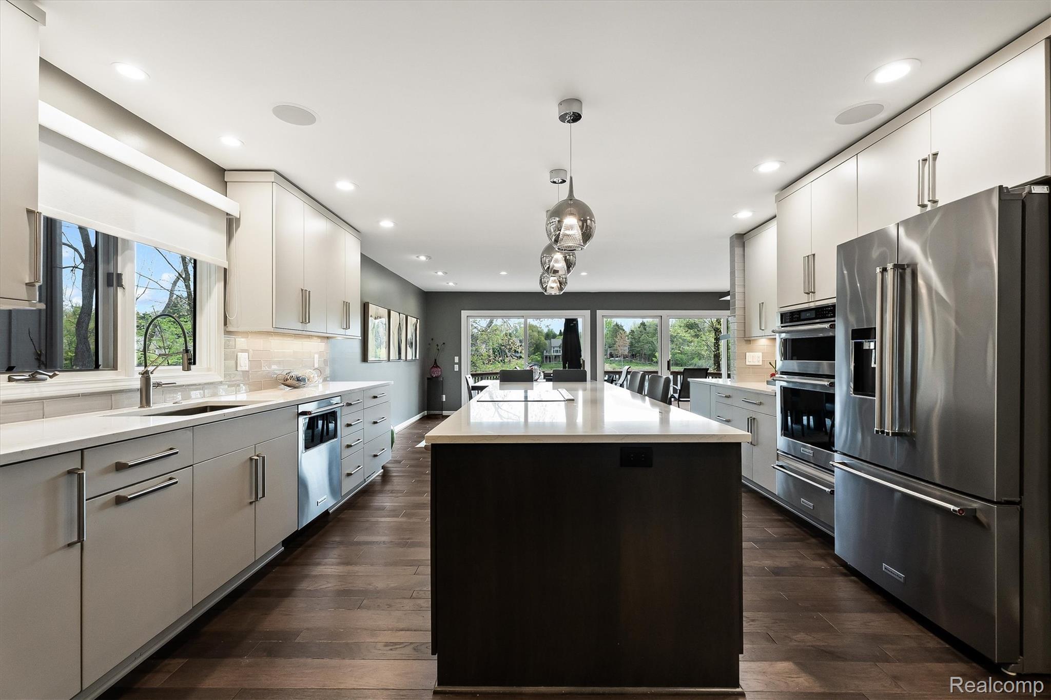 4822 Hidden Lane