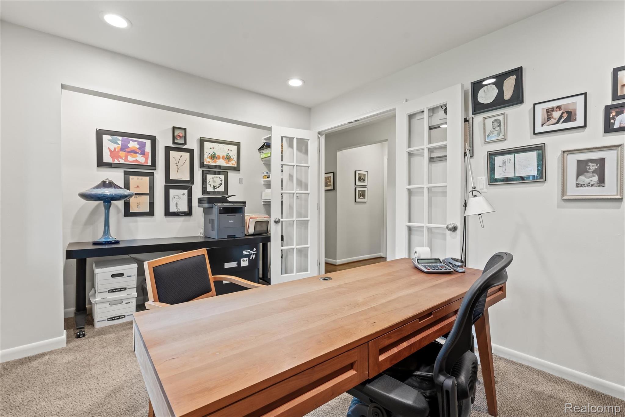 3885 Oakland Drive