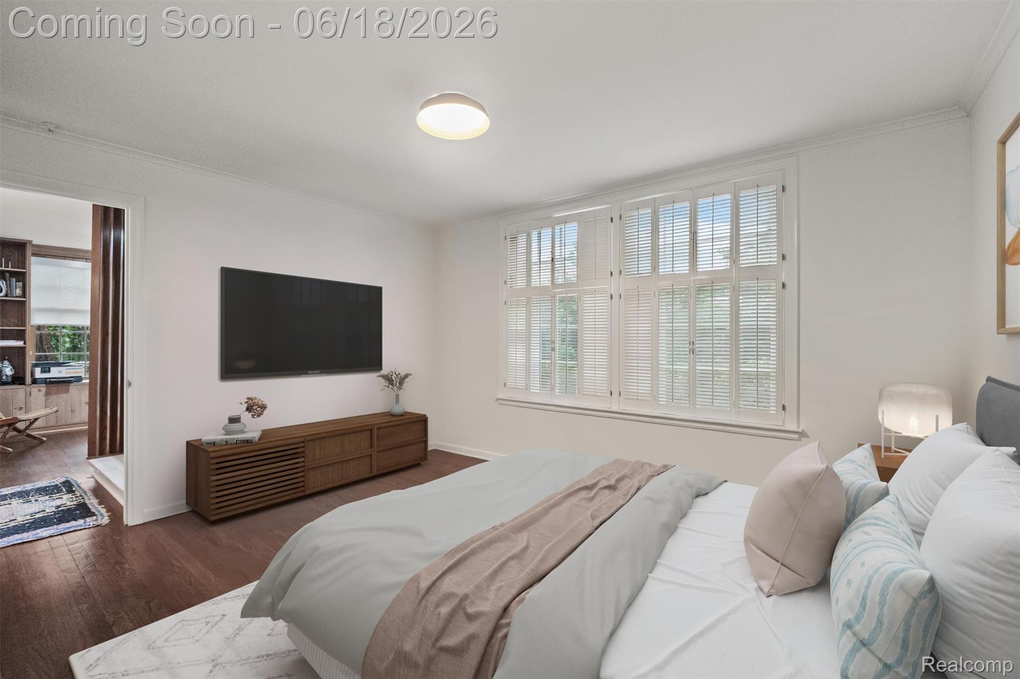 951 Twin Oaks Lane