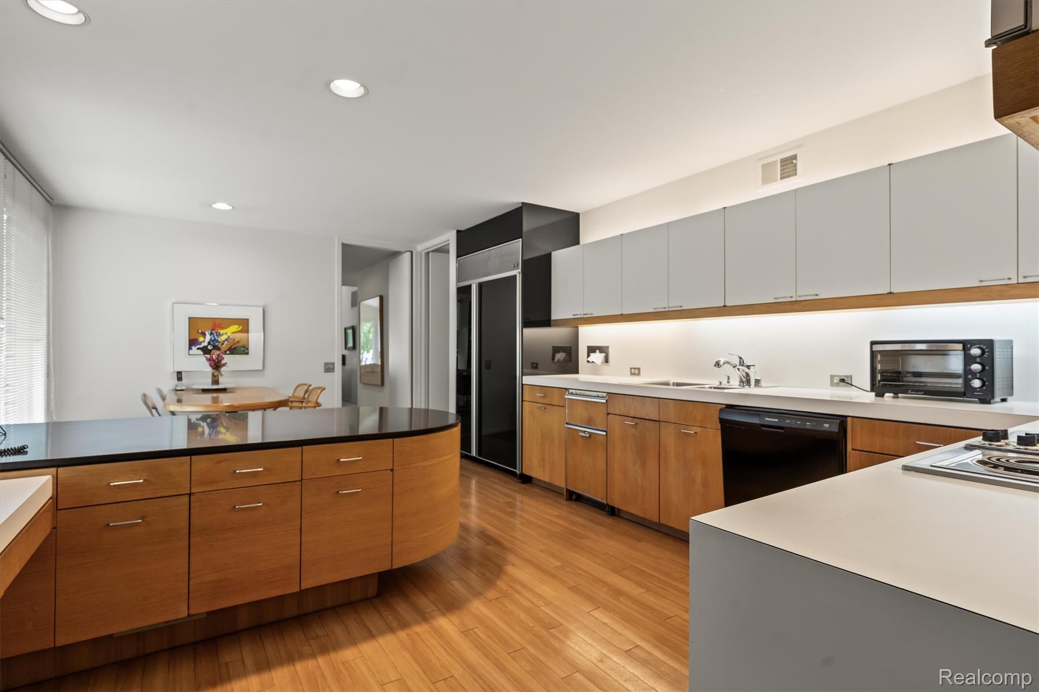 2225 Cameo Lake Court