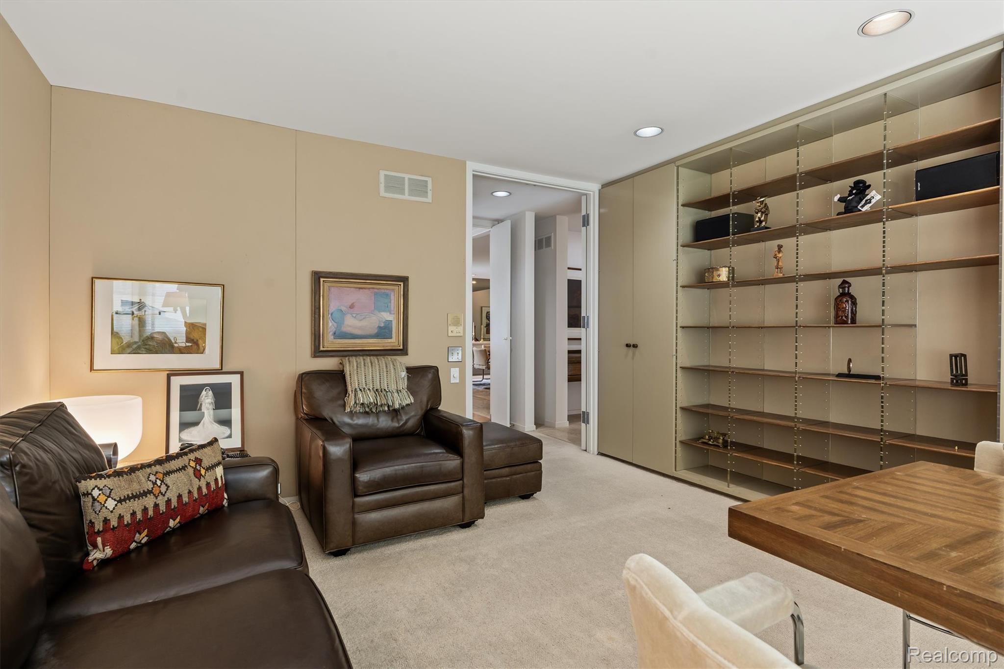 2225 Cameo Lake Court