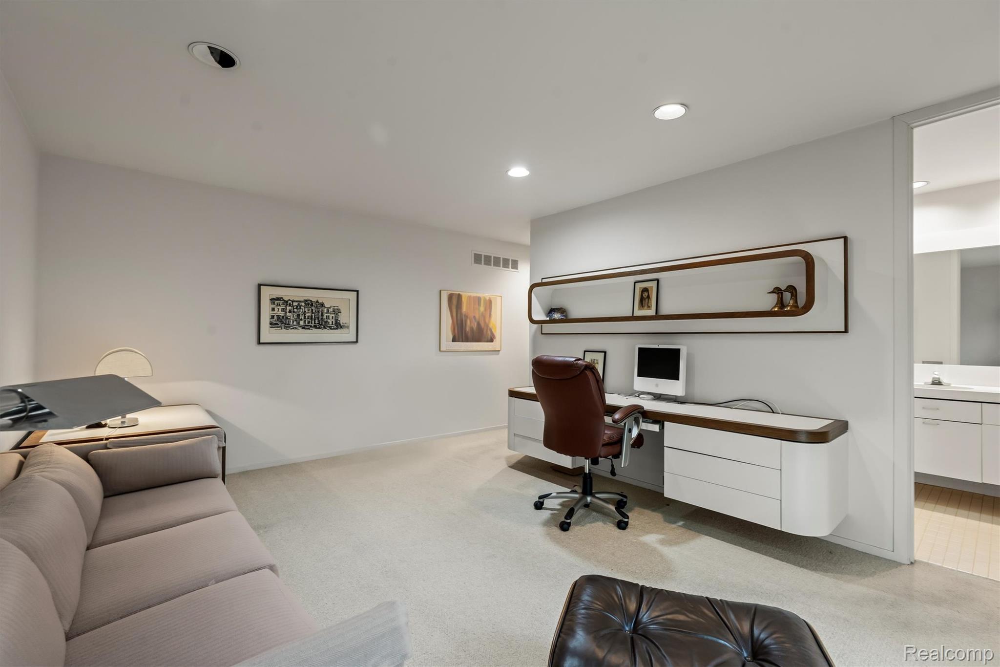 2225 Cameo Lake Court