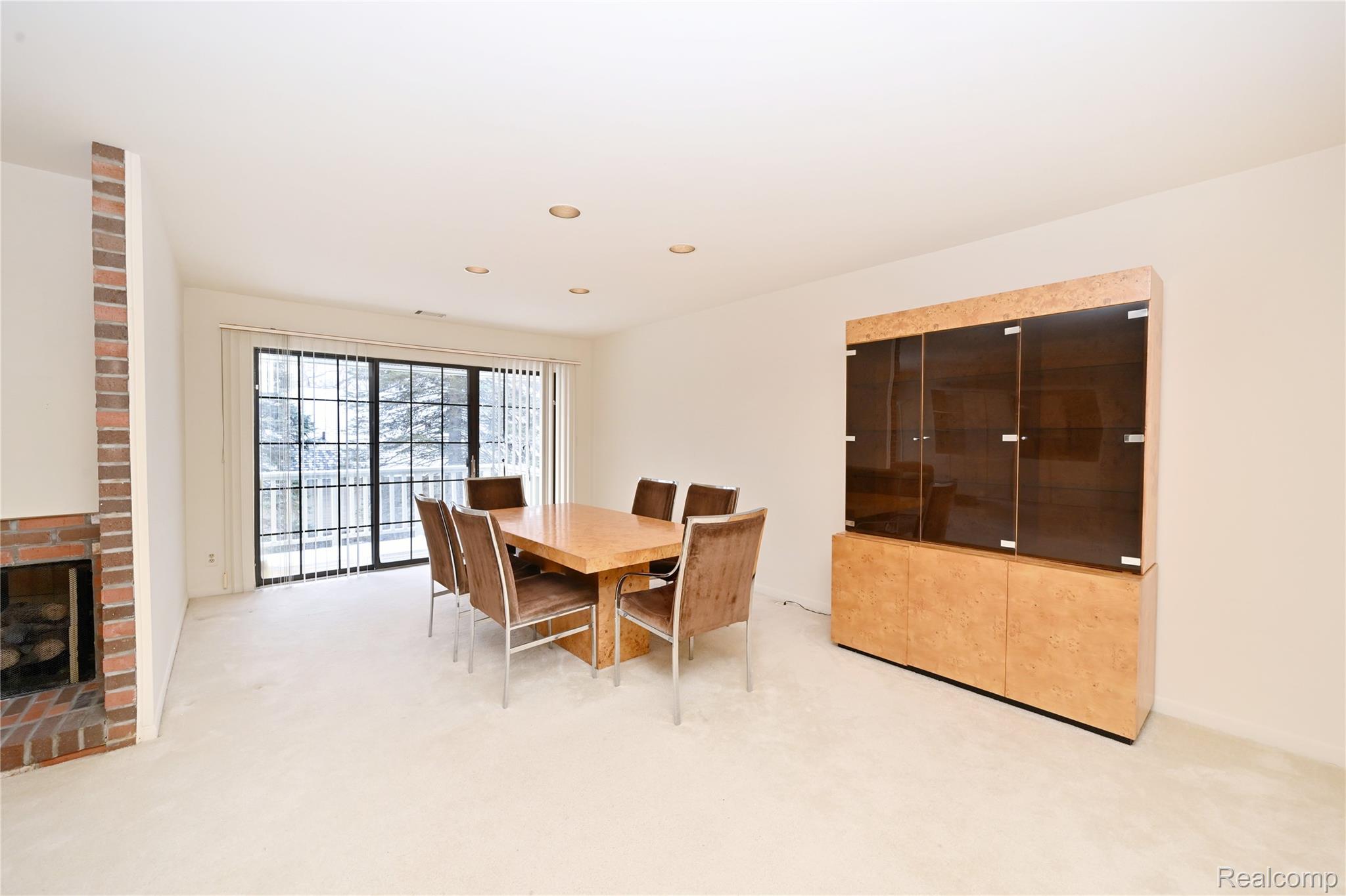 6011 Pebble Lane Court