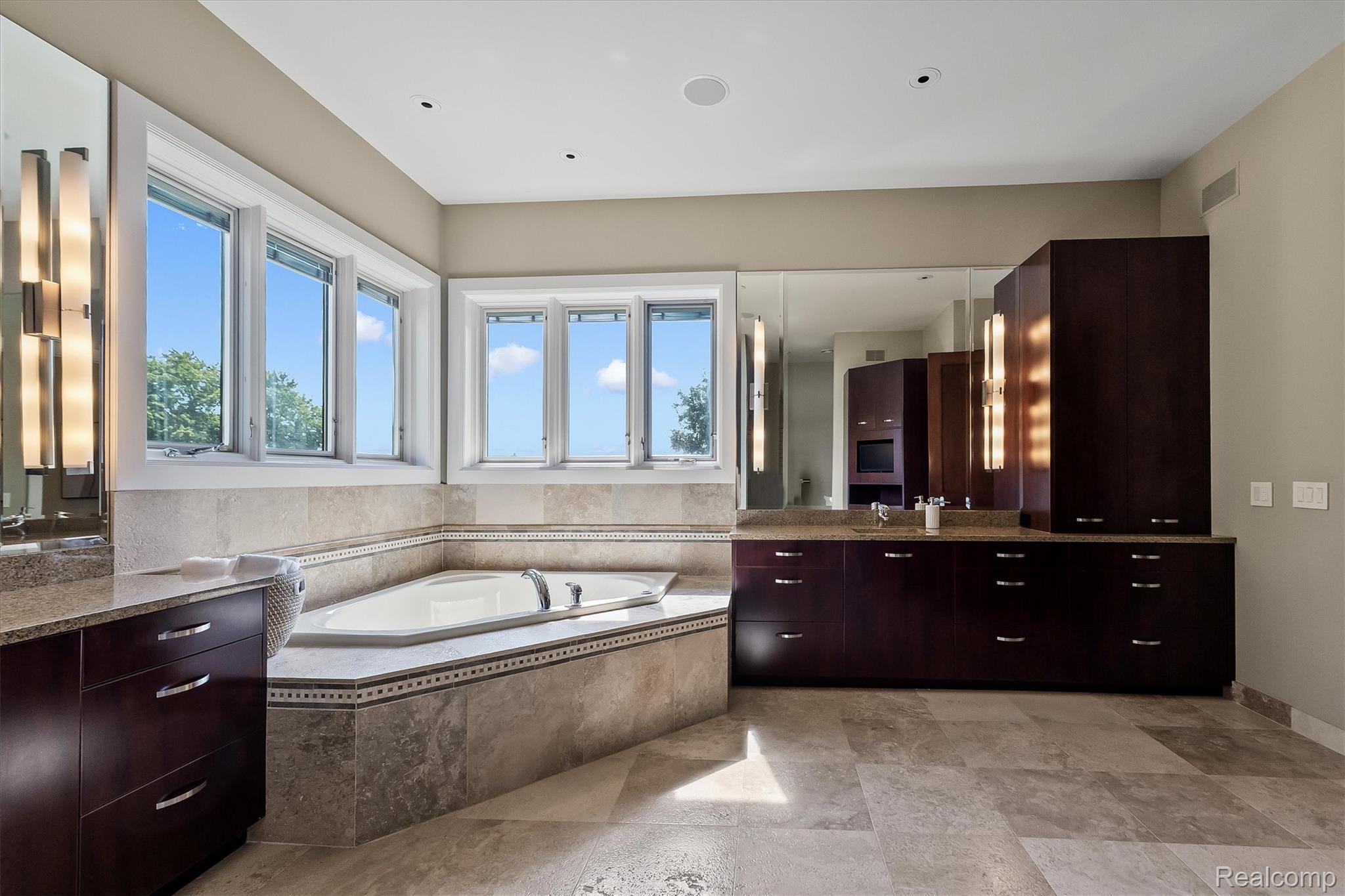 4969 Elmgate Drive