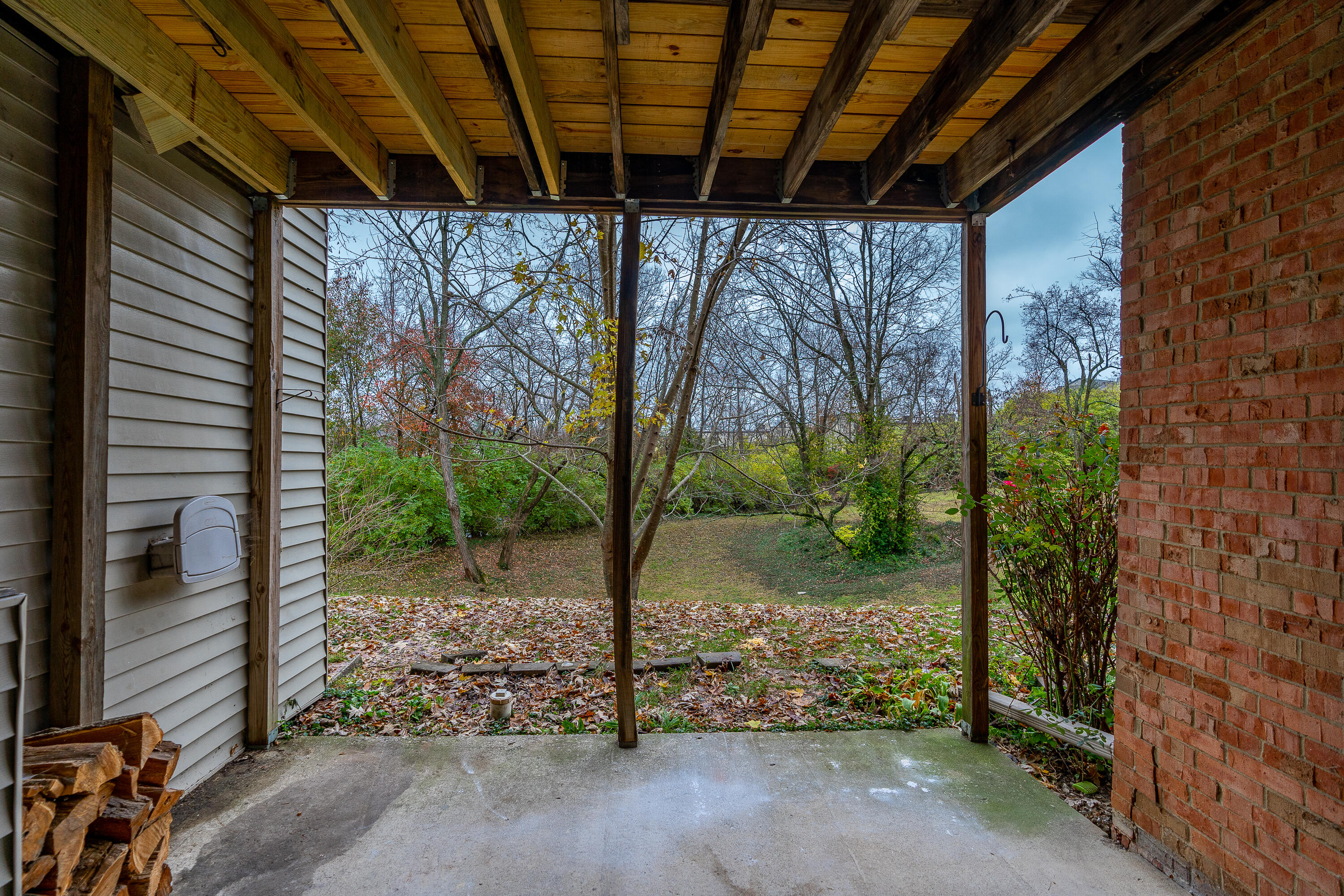 421 Redding Road, 116