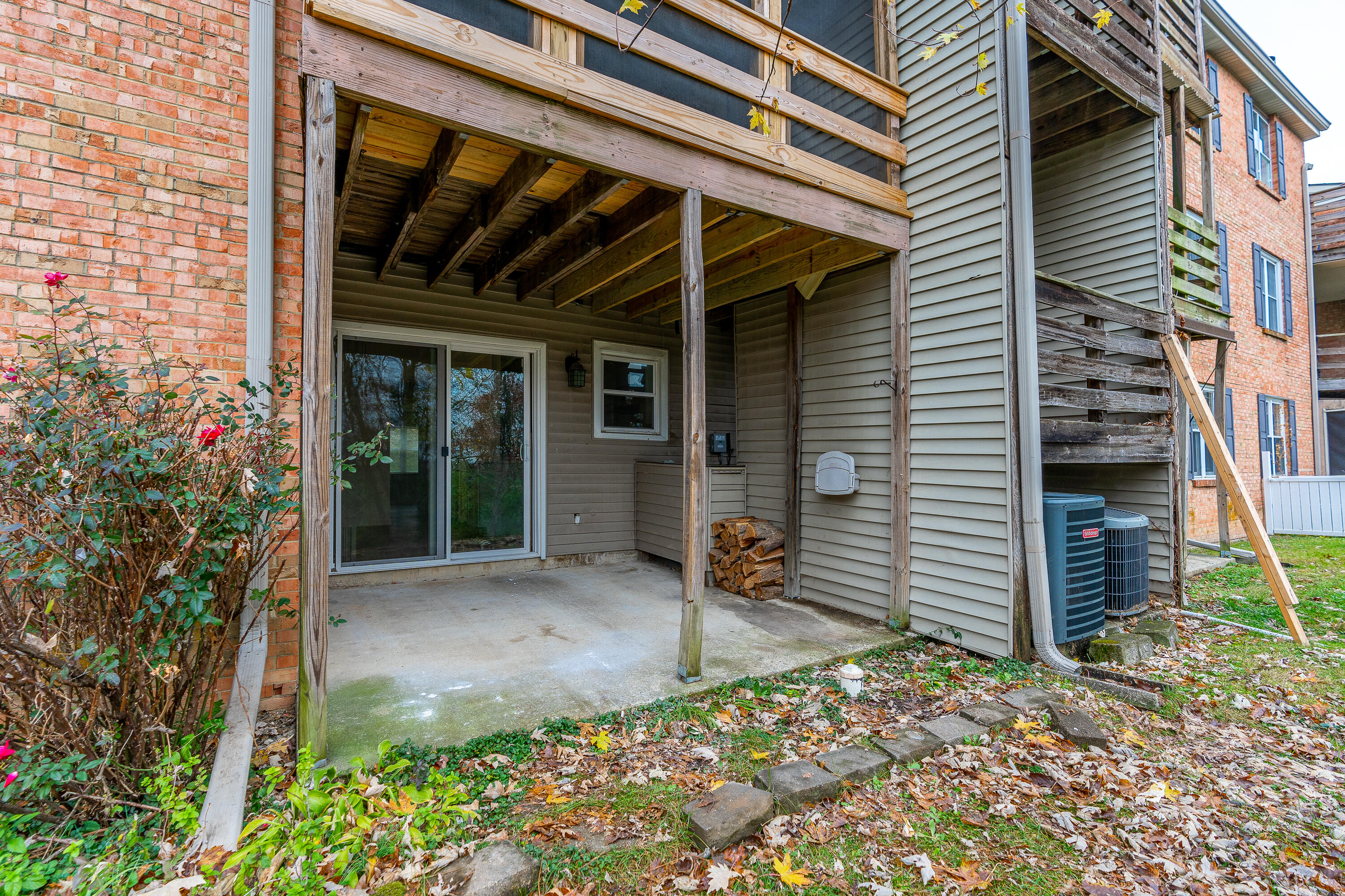 421 Redding Road, 116