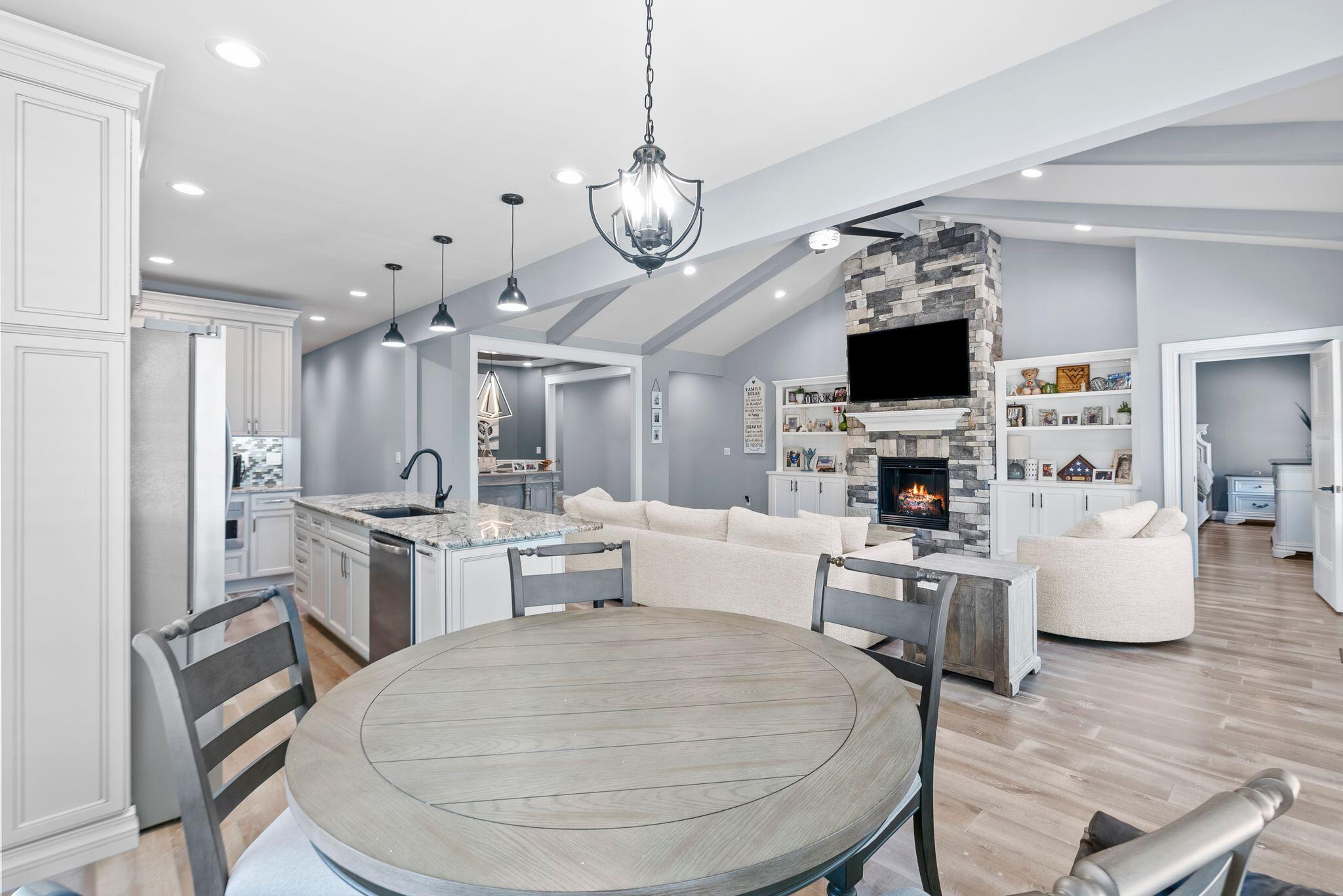 516 Shagbark Trail