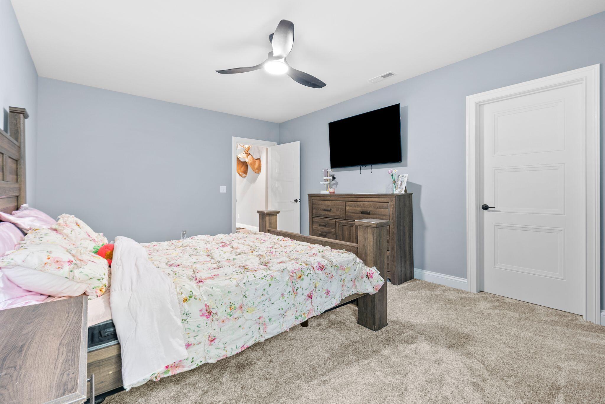 516 Shagbark Trail