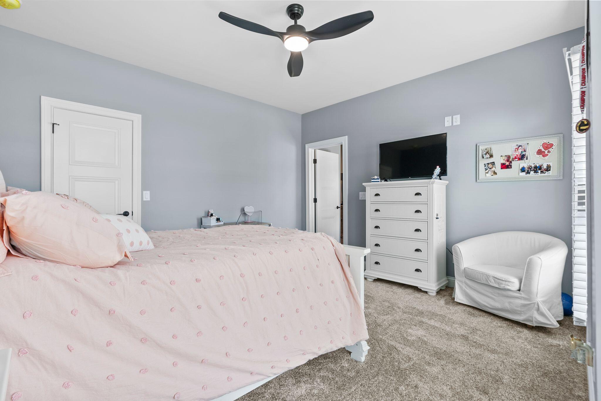 516 Shagbark Trail